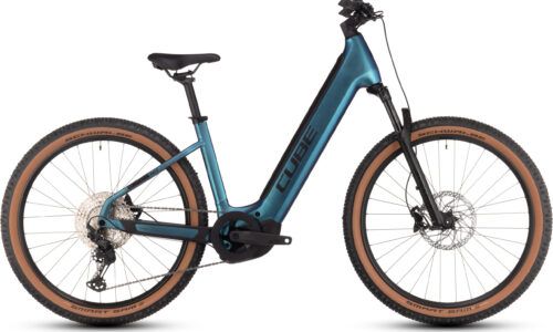Cube Reaction Hybrid RACE 625Wh Cuadro Abierto switchblue´n´black