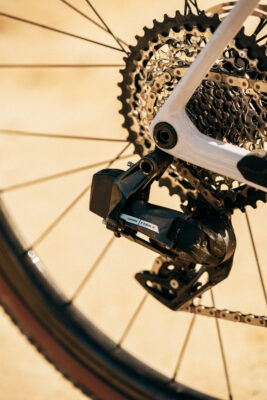 Detalle técnico Orbea Terra con grupo Sram – gravel versátil y robusto