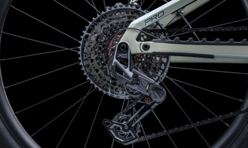 Bicicleta eléctrica de montaña Crussis e-Full 12.11-Pro con motor DJI