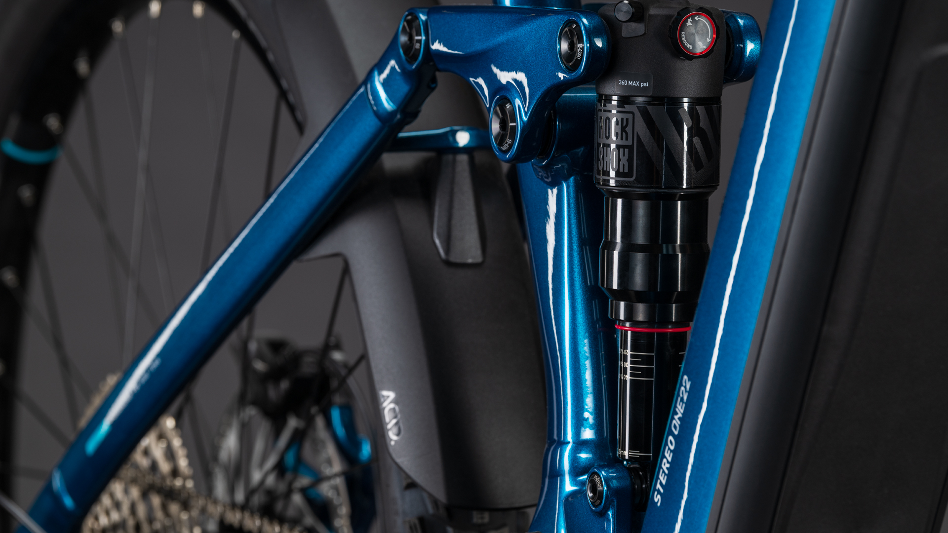Cube Stereo Hybrid ONE22 Race 800 Wh electricblue´n´white – Bicicleta Eléctrica de montaña 2026 ebike.es Gran tienda de bicicletas eléctricas en España 13 Cube Stereo Hybrid ONE22 Race 800 Wh electricblue´n´white - Bicicleta Eléctrica de montaña 2026 - Imagen 9