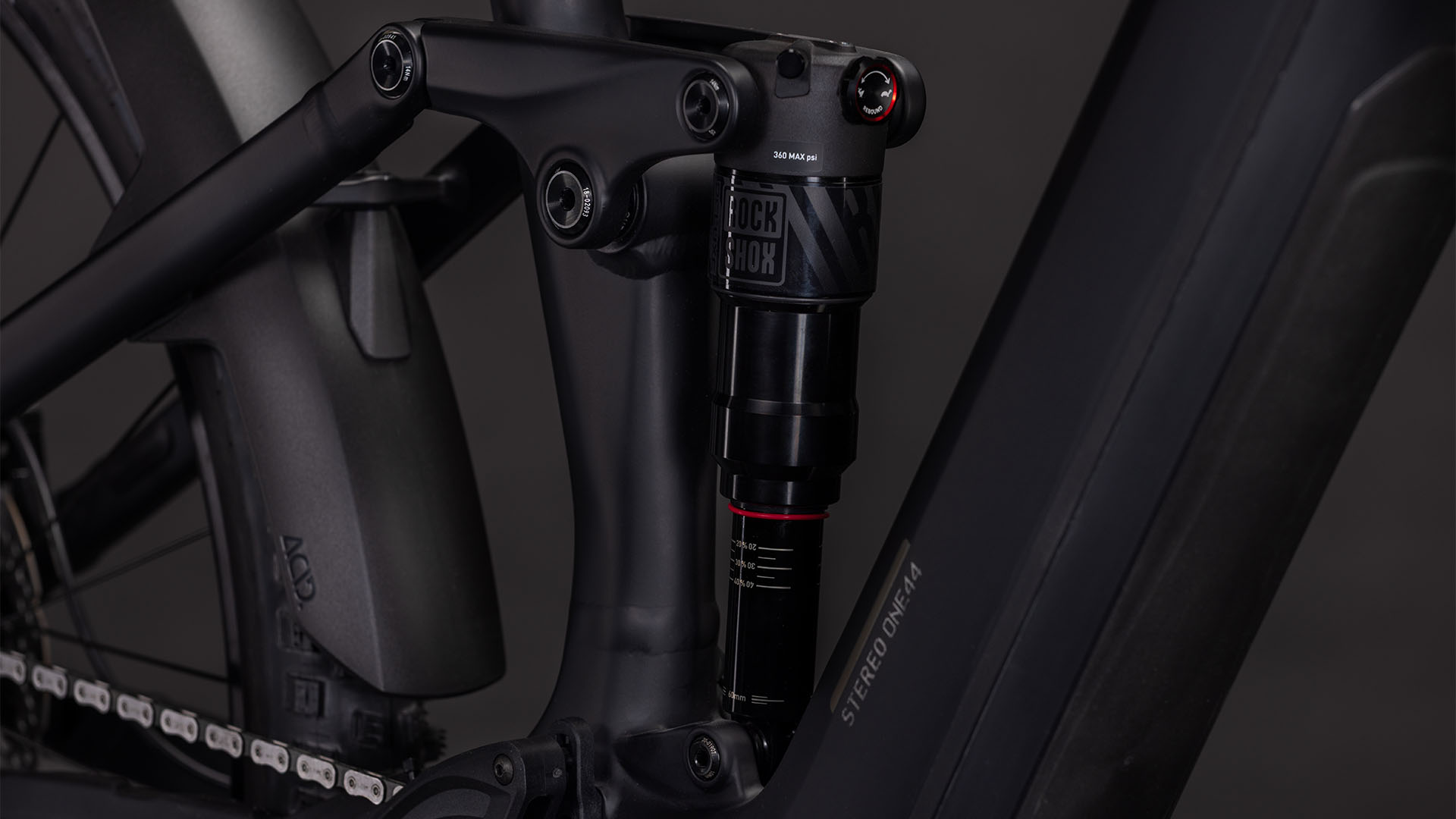 Cube Stereo Hybrid ONE44 EX 800 Wh blackline – Bicicleta Eléctrica de montaña 2026 ebike.es Gran tienda de bicicletas eléctricas en España 11 Cube Stereo Hybrid ONE44 EX 800 Wh blackline - Bicicleta Eléctrica de montaña 2026 - Imagen 7