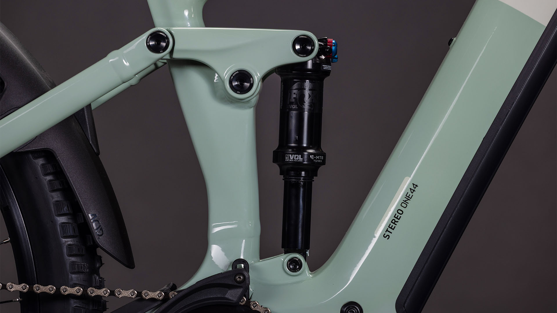 Cube Stereo Hybrid ONE44 EXC 800 Wh desertstone´n´driedherbs – Bicicleta Eléctrica de montaña 2026 ebike.es Gran tienda de bicicletas eléctricas en España 11 Cube Stereo Hybrid ONE44 EXC 800 Wh desertstone´n´driedherbs - Bicicleta Eléctrica de montaña 2026 - Imagen 7