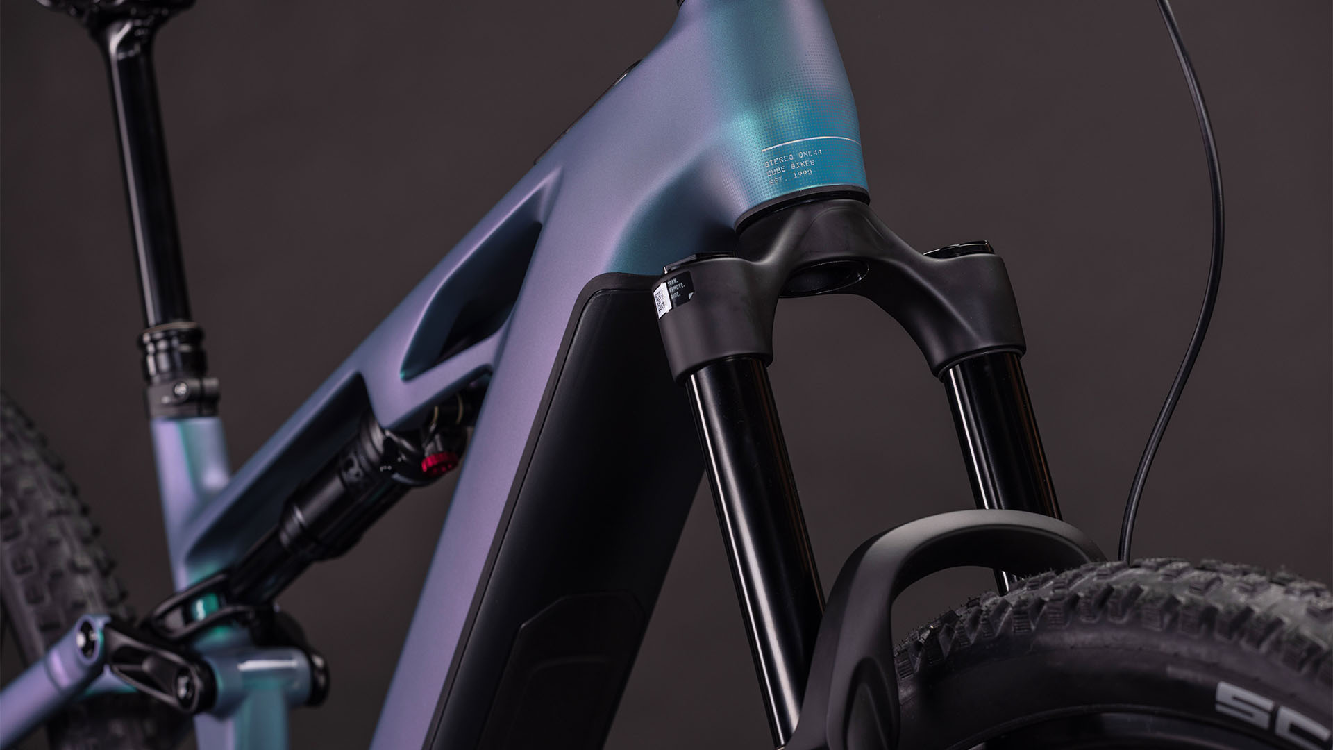 Cube Stereo Hybrid ONE44 HPC Race 800 Wh smaragdgrey´n´prism – Bicicleta Eléctrica de montaña 2026 ebike.es Gran tienda de bicicletas eléctricas en España 11 Cube Stereo Hybrid ONE44 HPC Race 800 Wh smaragdgrey´n´prism - Bicicleta Eléctrica de montaña 2026 - Imagen 7