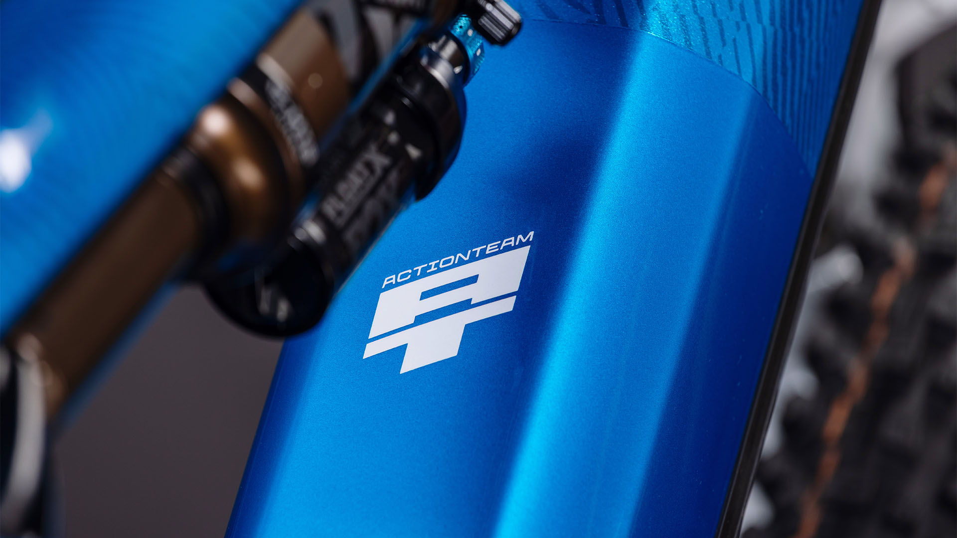 Cube Stereo Hybrid ONE44 HPC AT 800 Wh actionteam – Bicicleta Eléctrica de montaña 2026 ebike.es Gran tienda de bicicletas eléctricas en España 9 Cube Stereo Hybrid ONE44 HPC AT 800 Wh actionteam - Bicicleta Eléctrica de montaña 2026 - Imagen 5
