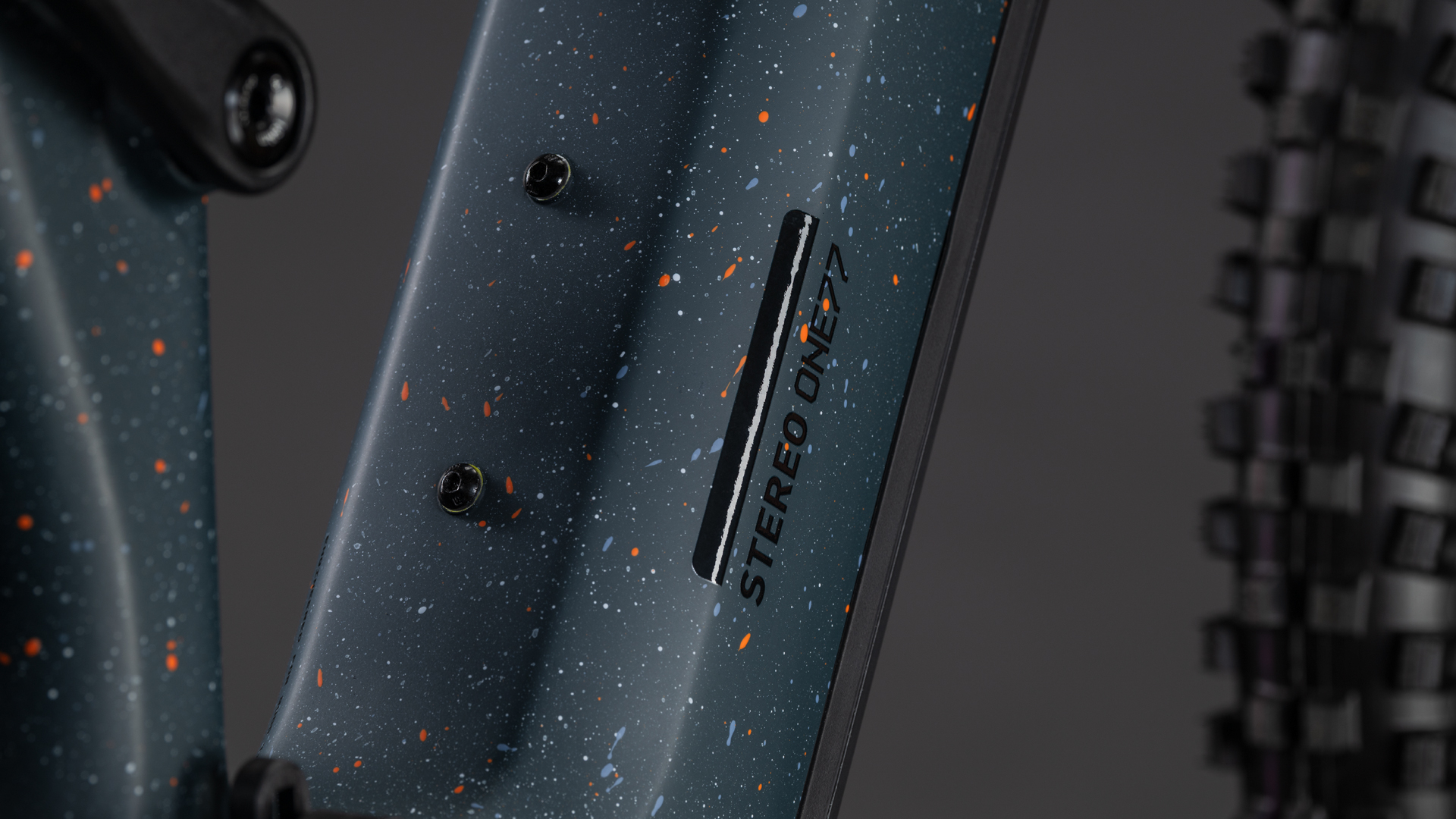 Cube Stereo Hybrid ONE77 HPC SLT 800 Wh galaxy´n´orange – Bicicleta Eléctrica de montaña 2026 ebike.es Gran tienda de bicicletas eléctricas en España 9 Cube Stereo Hybrid ONE77 HPC SLT 800 Wh galaxy´n´orange - Bicicleta Eléctrica de montaña 2026 - Imagen 5