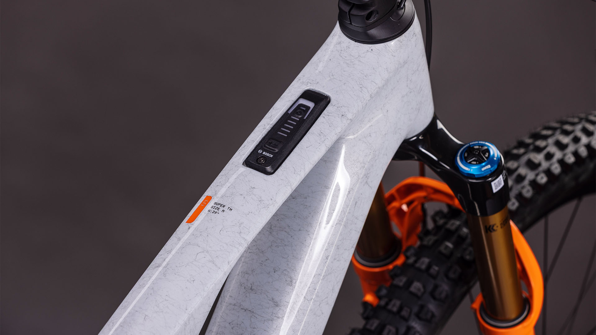 Cube AMS Hybrid ONE44 C:68X SUPER TM 400X foggrey´n´fibre – Bicicleta Eléctrica de montaña 2026 ebike.es Gran tienda de bicicletas eléctricas en España 7 Cube AMS Hybrid ONE44 C:68X SUPER TM 400X foggrey´n´fibre - Bicicleta Eléctrica de montaña 2026 - Imagen 3