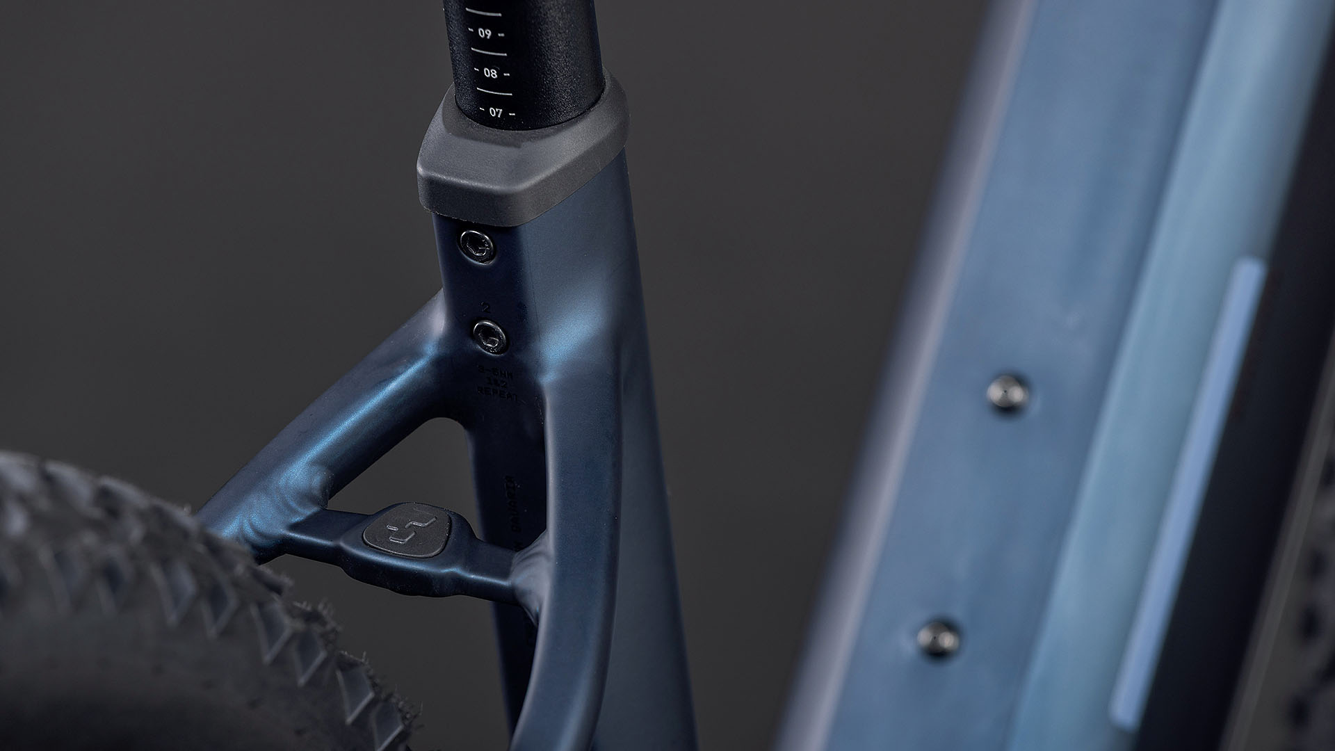 Cube Reaction Hybrid Performance 600 Wh indigoblue´n´reflex – Bicicleta Eléctrica de montaña 2026 Cuadro abierto ebike.es Gran tienda de bicicletas eléctricas en España 9 Cube Reaction Hybrid Performance 600 Wh indigoblue´n´reflex - Bicicleta Eléctrica de montaña 2026 Cuadro abierto - Imagen 5