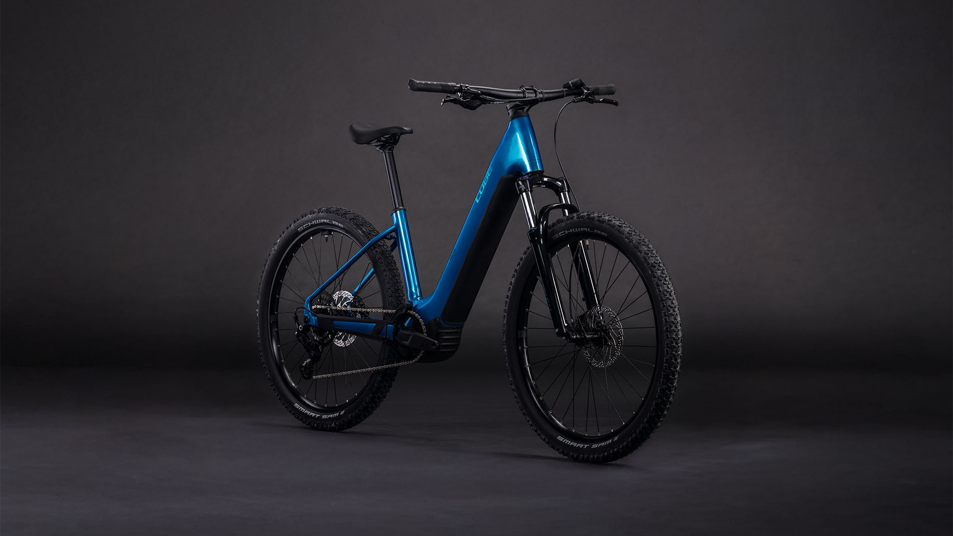 Cube Reaction Hybrid Performance 600 Wh electricblue´n´dazzle – Bicicleta Eléctrica de montaña 2026 Cuadro abierto ebike.es Gran tienda de bicicletas eléctricas en España 6 Cube Reaction Hybrid Performance 600 Wh electricblue´n´dazzle - Bicicleta Eléctrica de montaña 2026 Cuadro abierto - Imagen 2