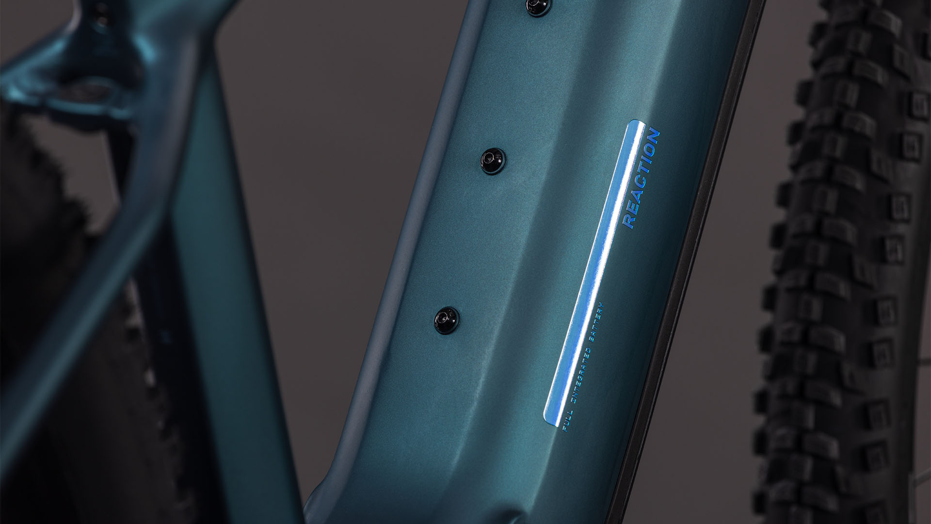 Cube Reaction Hybrid ONE 800 Wh royalgreen´n´prism – Bicicleta Eléctrica de montaña 2026 Barra alta ebike.es Gran tienda de bicicletas eléctricas en España 6 Cube Reaction Hybrid ONE 800 Wh royalgreen´n´prism - Bicicleta Eléctrica de montaña 2026 Barra alta - Imagen 4