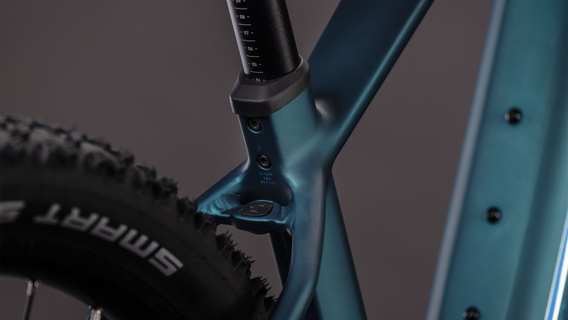 Cube Reaction Hybrid ONE 800 Wh royalgreen´n´prism – Bicicleta Eléctrica de montaña 2026 Barra alta ebike.es Gran tienda de bicicletas eléctricas en España 7 Cube Reaction Hybrid ONE 800 Wh royalgreen´n´prism - Bicicleta Eléctrica de montaña 2026 Barra alta - Imagen 5