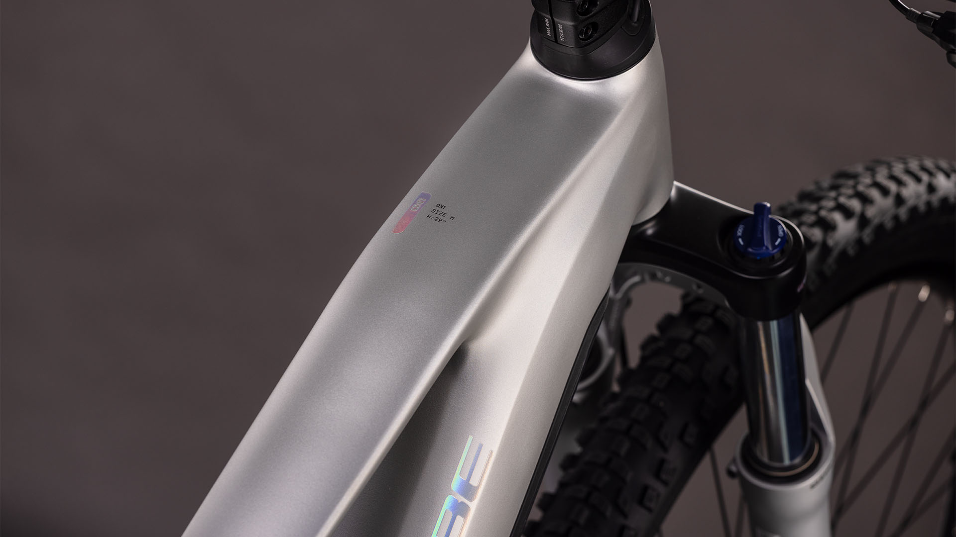 Cube Reaction Hybrid ONE 600 Wh sleekgrey´n´prism – Bicicleta Eléctrica de montaña 2026 Barra alta ebike.es Gran tienda de bicicletas eléctricas en España 7 Cube Reaction Hybrid ONE 600 Wh sleekgrey´n´prism - Bicicleta Eléctrica de montaña 2026 Barra alta - Imagen 3