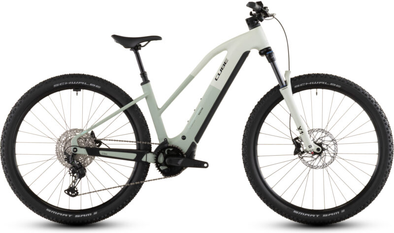 Cube Reaction Hybrid Pro 800 Wh desertstone´n´driedherbs - Bicicleta Eléctrica de montaña 2026 Cuadro semiabierto