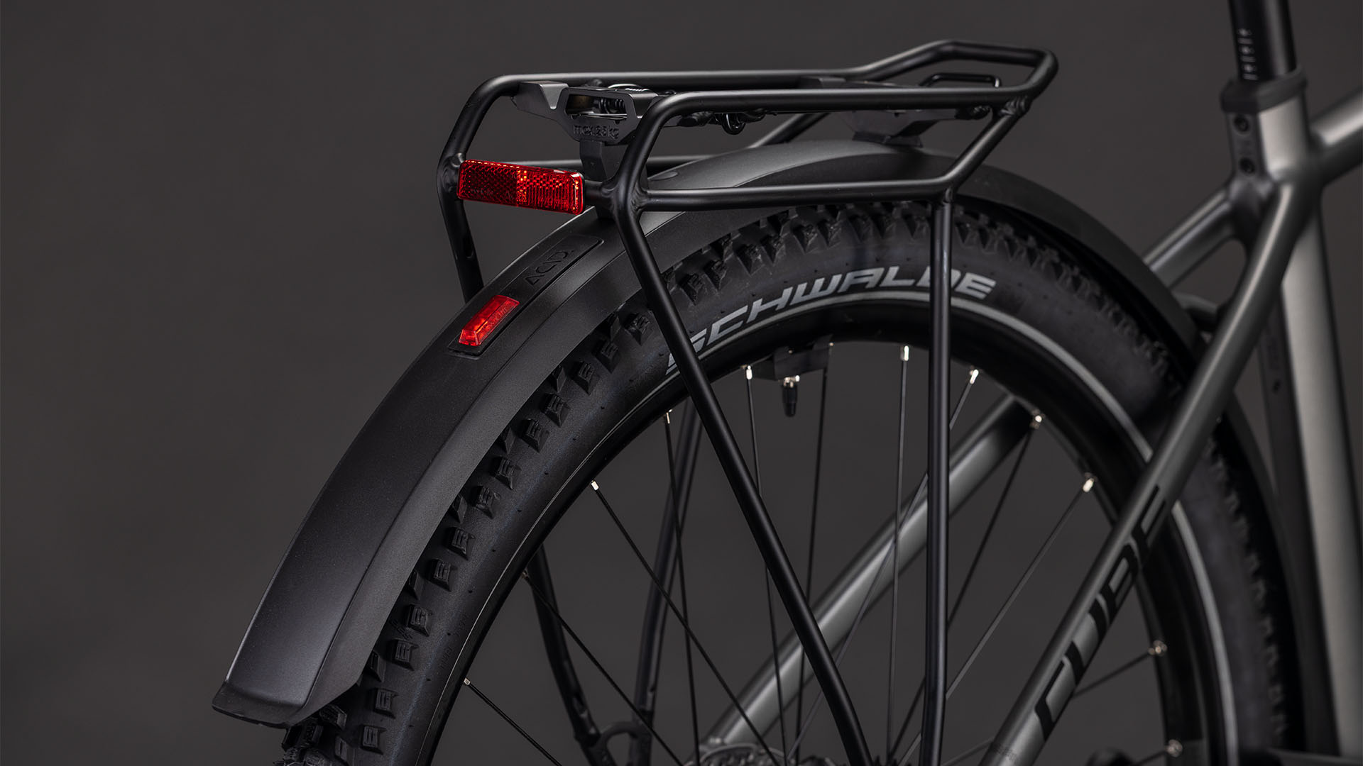 Cube Nuride Hybrid Performance 600 Wh slabgrey´n´black – Bicicleta Eléctrica Trekking 2026 Barra alta ebike.es Gran tienda de bicicletas eléctricas en España 8 Cube Nuride Hybrid Performance 600 Wh slabgrey´n´black - Bicicleta Eléctrica Trekking 2026 Barra alta - Imagen 4