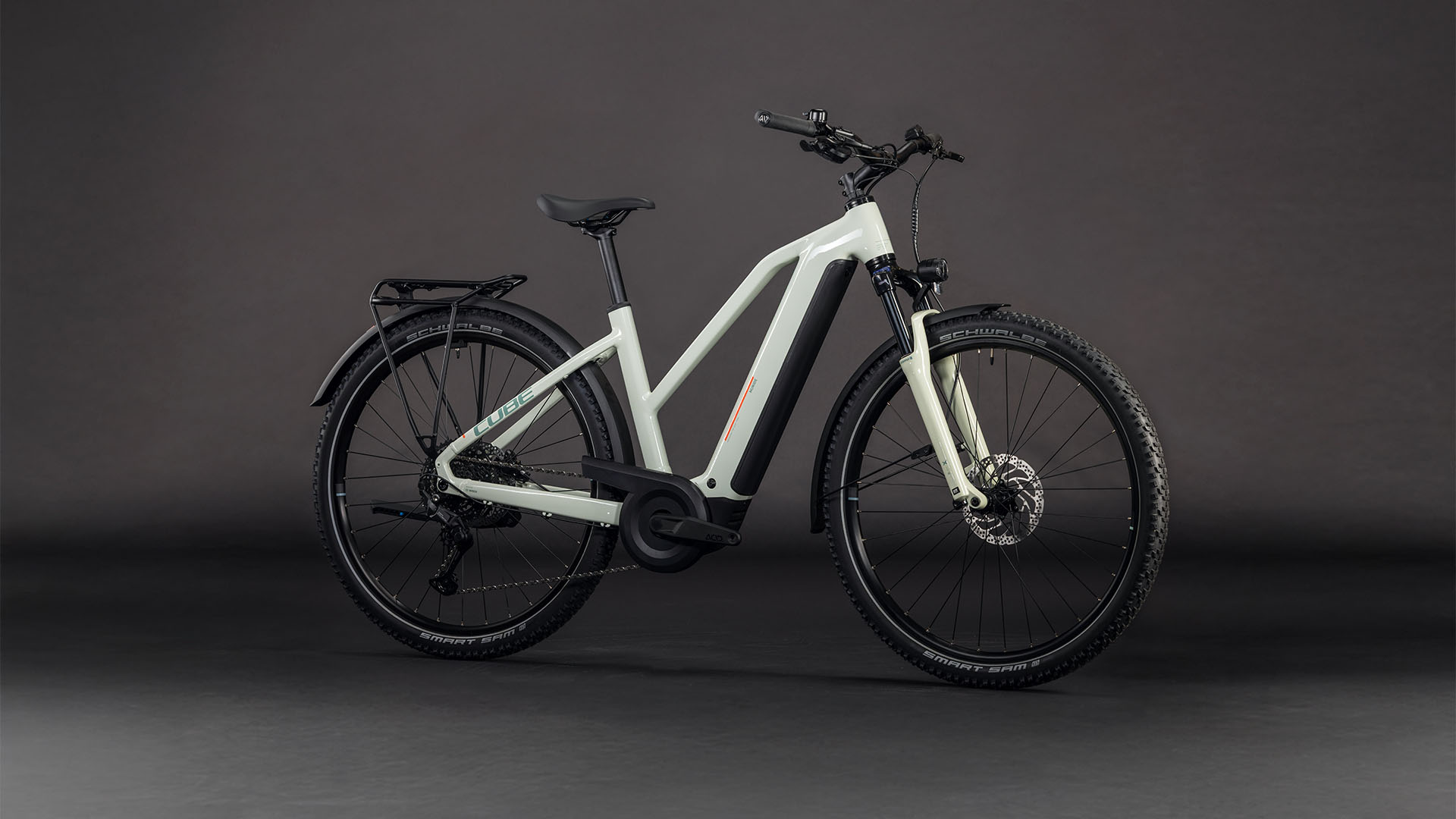 Cube Nuride Hybrid Performance 600 Wh desertstone´n´grey – Bicicleta Eléctrica Trekking 2026 Cuadro semiabierto ebike.es Gran tienda de bicicletas eléctricas en España 6 Cube Nuride Hybrid Performance 600 Wh desertstone´n´grey - Bicicleta Eléctrica Trekking 2026 Cuadro semiabierto - Imagen 2