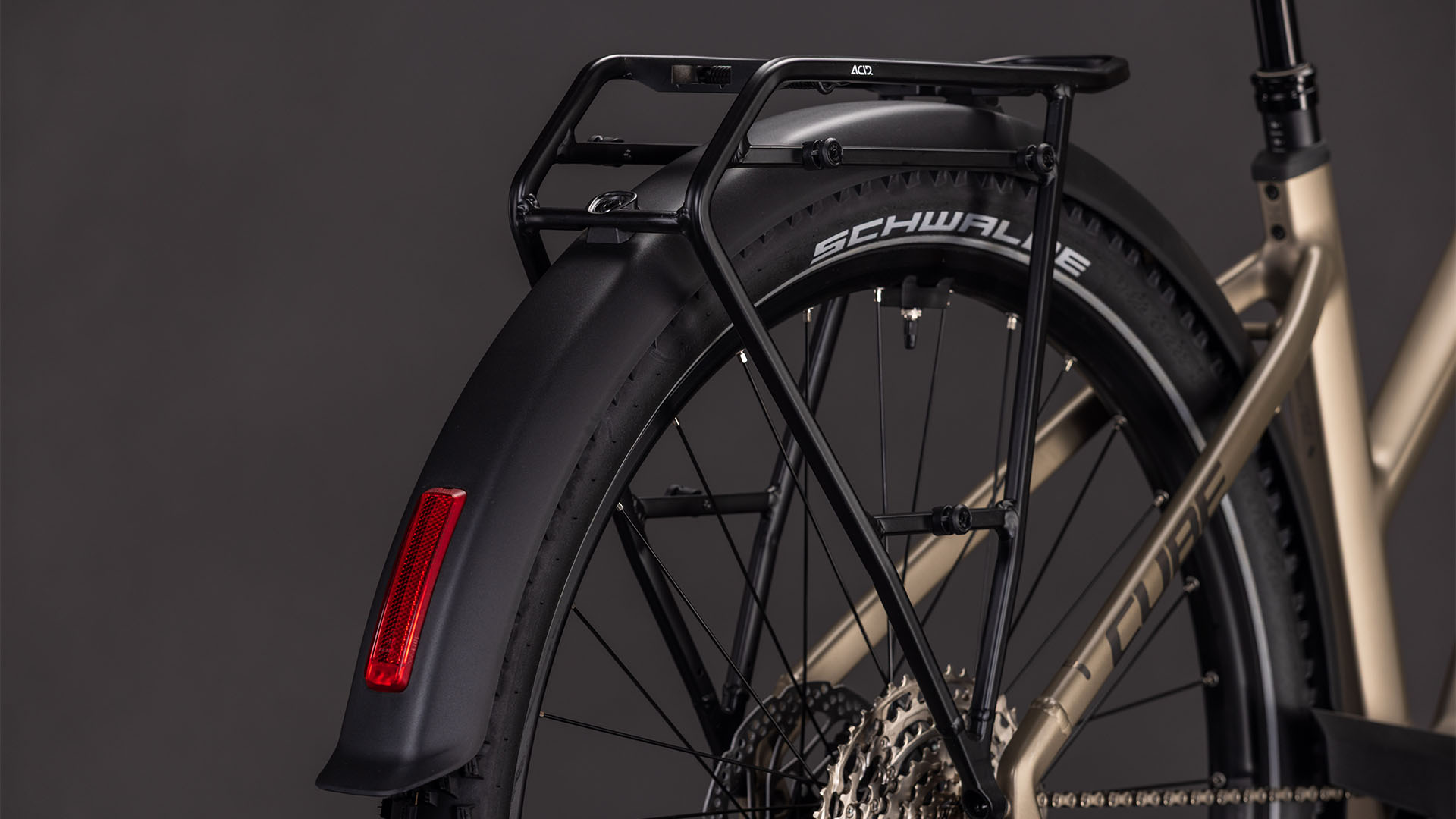 Cube Nuride Hybrid Pro 600 Wh flashstone´n´chrome – Bicicleta Eléctrica Trekking 2026 Cuadro semiabierto ebike.es Gran tienda de bicicletas eléctricas en España 9 Cube Nuride Hybrid Pro 600 Wh flashstone´n´chrome - Bicicleta Eléctrica Trekking 2026 Cuadro semiabierto - Imagen 5