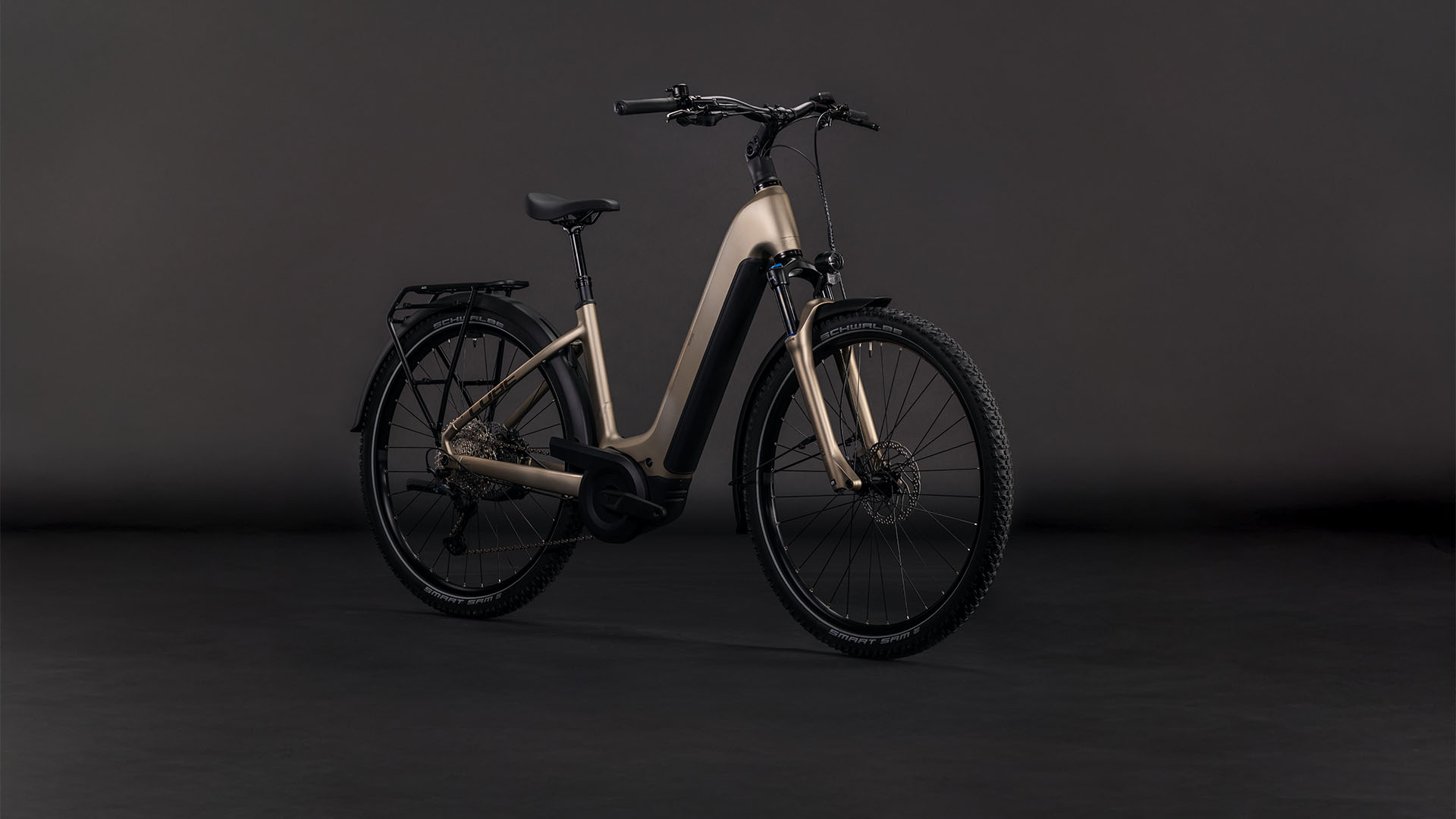 Cube Nuride Hybrid Pro 600 Wh flashstone´n´chrome – Bicicleta Eléctrica Trekking 2026 Cuadro abierto ebike.es Gran tienda de bicicletas eléctricas en España 6 Cube Nuride Hybrid Pro 600 Wh flashstone´n´chrome - Bicicleta Eléctrica Trekking 2026 Cuadro abierto - Imagen 2