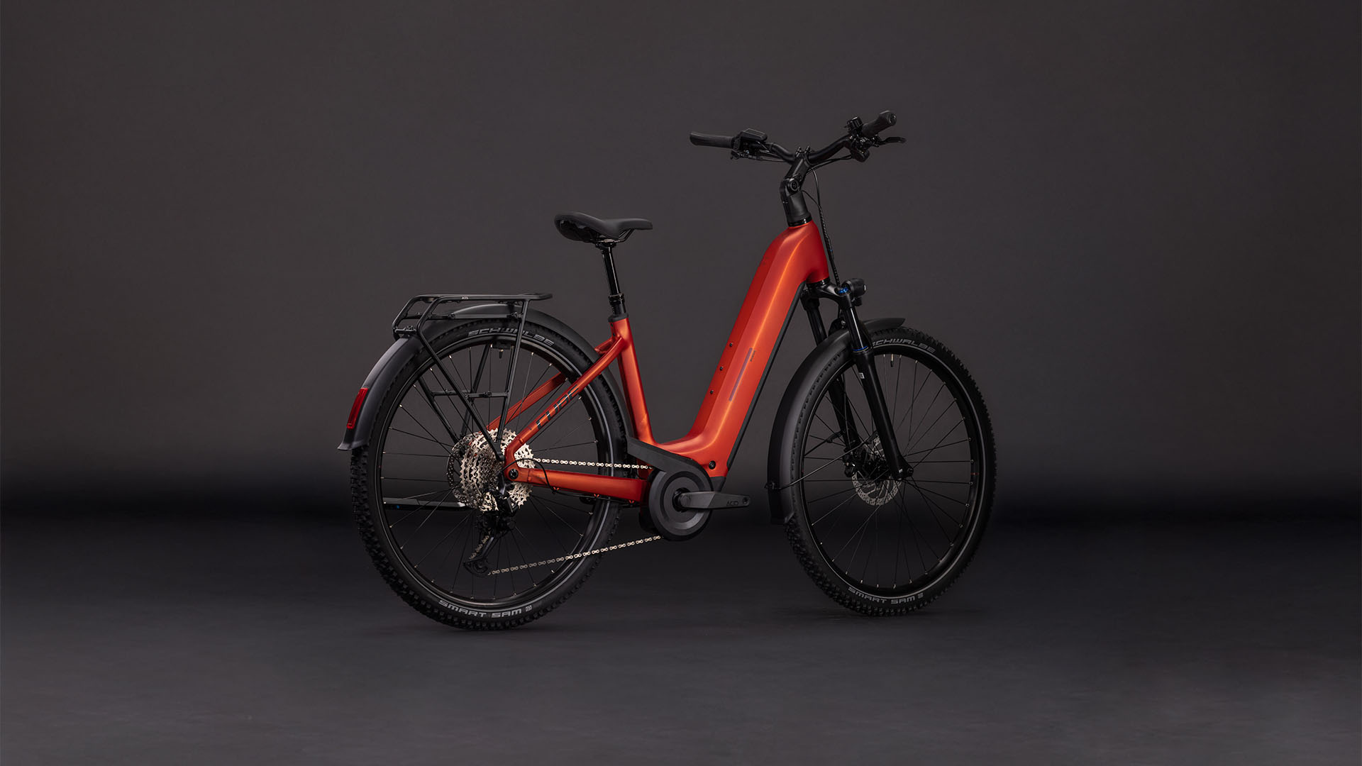Cube Nuride Hybrid Pro 600 Wh chilli´n´black – Bicicleta Eléctrica Trekking 2026 Cuadro abierto ebike.es Gran tienda de bicicletas eléctricas en España 6 Cube Nuride Hybrid Pro 600 Wh chilli´n´black - Bicicleta Eléctrica Trekking 2026 Cuadro abierto - Imagen 2