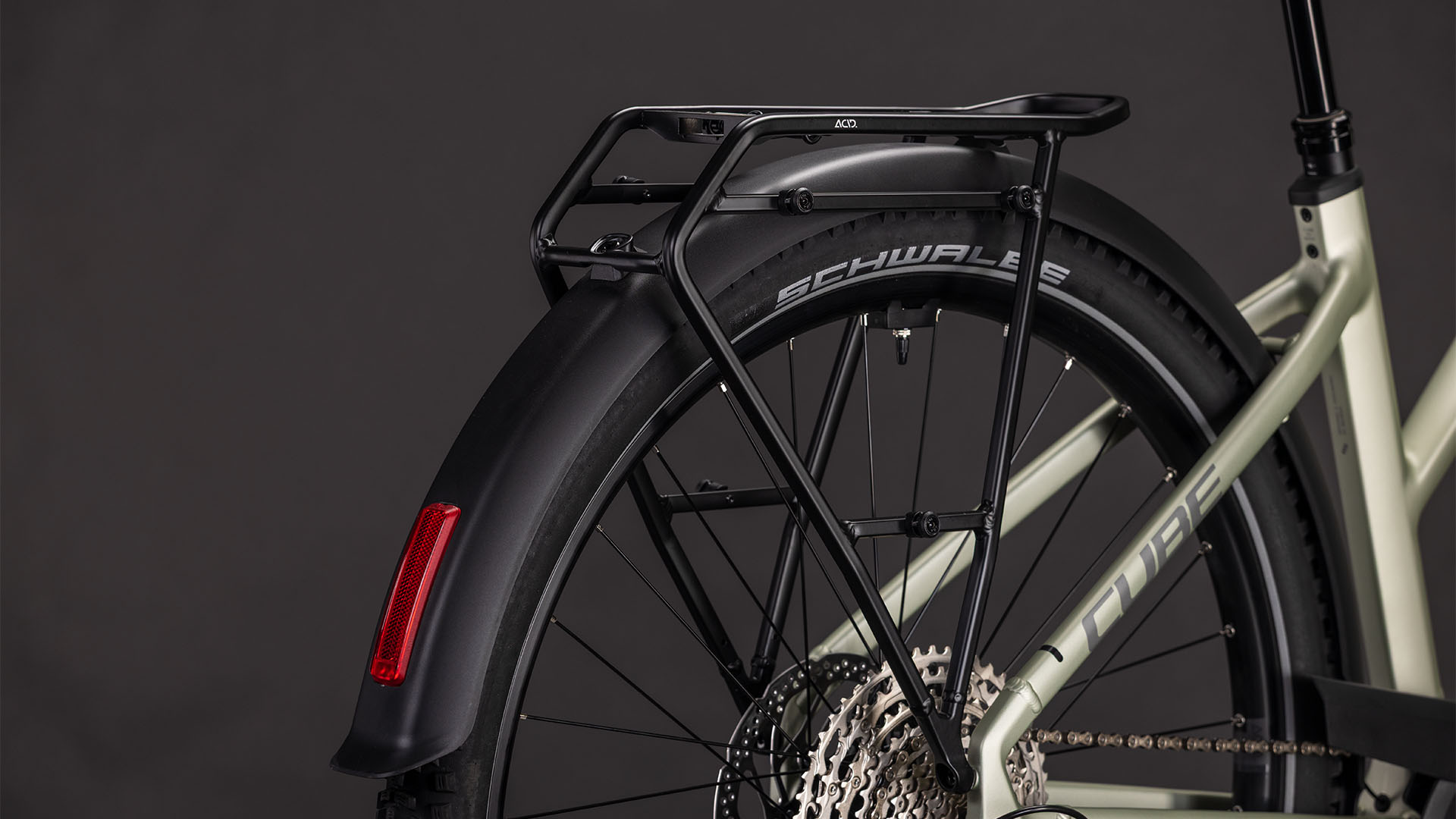 Cube Nuride Hybrid EXC 800 Wh lemongrass´n´reflex – Bicicleta Eléctrica Trekking 2026 Cuadro semiabierto ebike.es Gran tienda de bicicletas eléctricas en España 9 Cube Nuride Hybrid EXC 800 Wh lemongrass´n´reflex - Bicicleta Eléctrica Trekking 2026 Cuadro semiabierto - Imagen 5