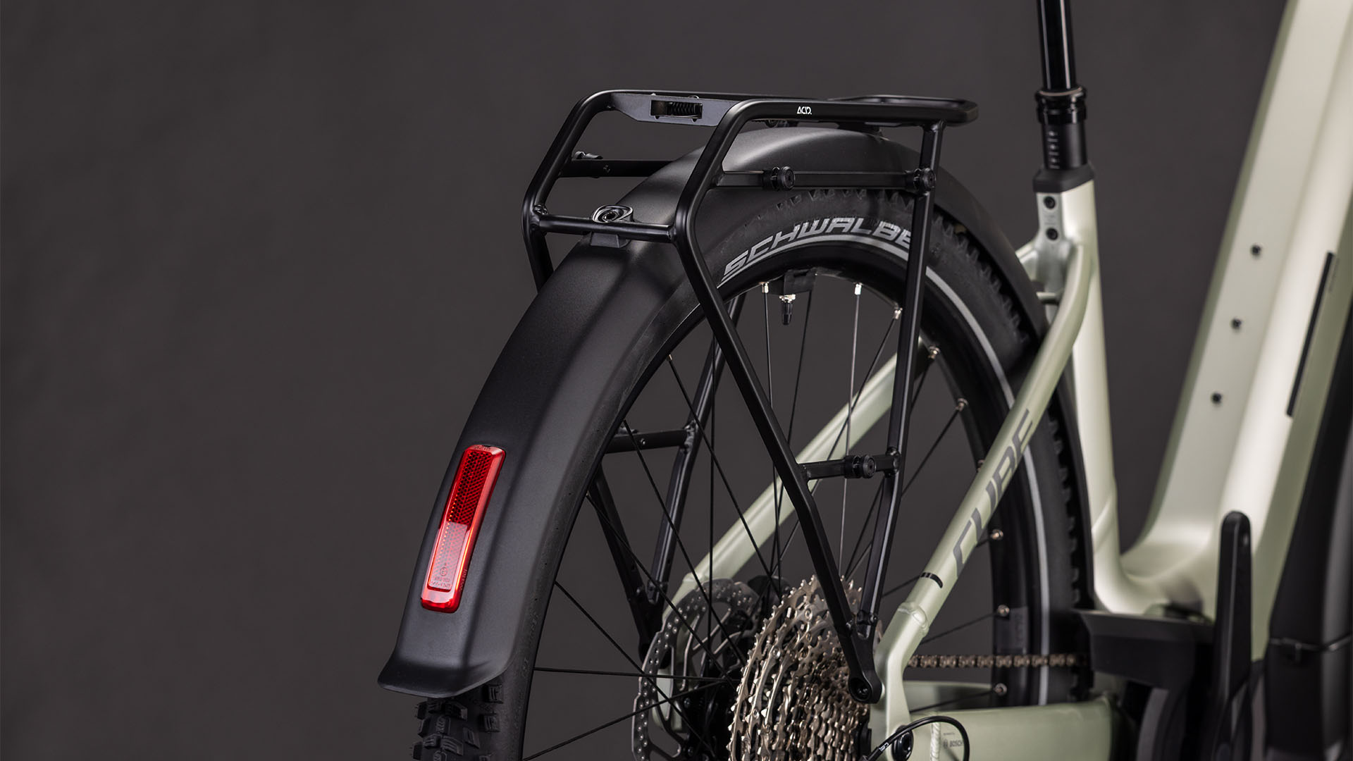 Cube Nuride Hybrid EXC 800 Wh lemongrass´n´reflex – Bicicleta Eléctrica Trekking 2026 Cuadro abierto ebike.es Gran tienda de bicicletas eléctricas en España 9 Cube Nuride Hybrid EXC 800 Wh lemongrass´n´reflex - Bicicleta Eléctrica Trekking 2026 Cuadro abierto - Imagen 5