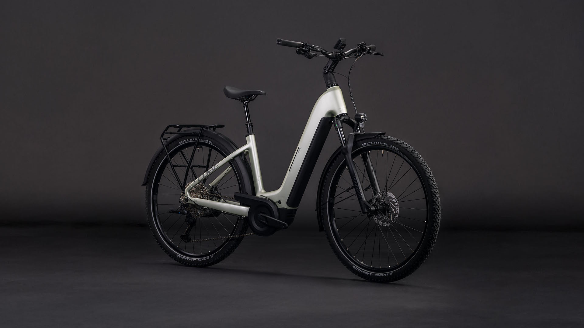 Cube Nuride Hybrid EXC 800 Wh lemongrass´n´reflex – Bicicleta Eléctrica Trekking 2026 Cuadro abierto ebike.es Gran tienda de bicicletas eléctricas en España 6 Cube Nuride Hybrid EXC 800 Wh lemongrass´n´reflex - Bicicleta Eléctrica Trekking 2026 Cuadro abierto - Imagen 2