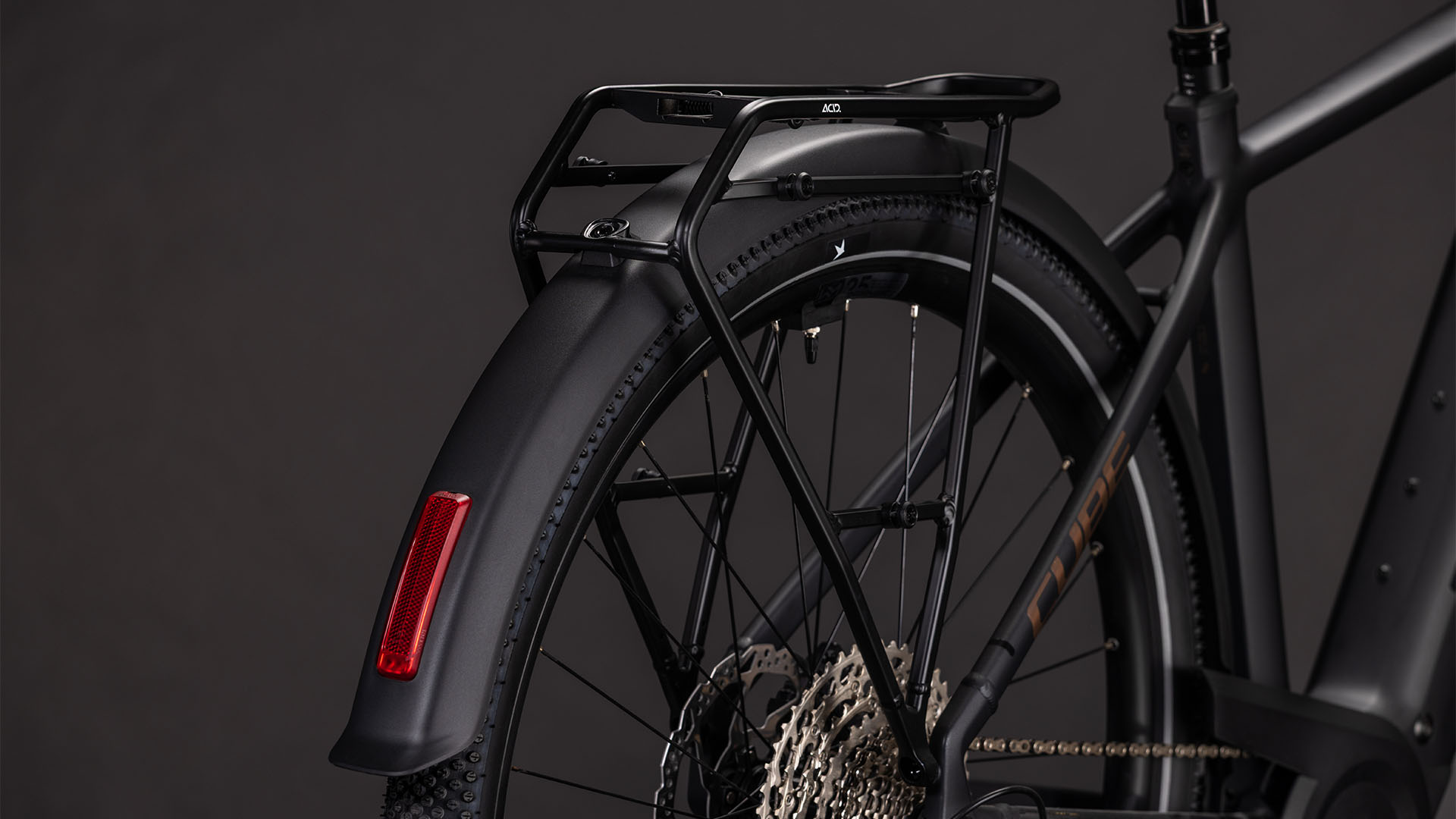 Cube Nuride Hybrid SLX 800 Wh black´n´gold – Bicicleta Eléctrica Trekking 2026 Barra alta ebike.es Gran tienda de bicicletas eléctricas en España 8 Cube Nuride Hybrid SLX 800 Wh black´n´gold - Bicicleta Eléctrica Trekking 2026 Barra alta - Imagen 4