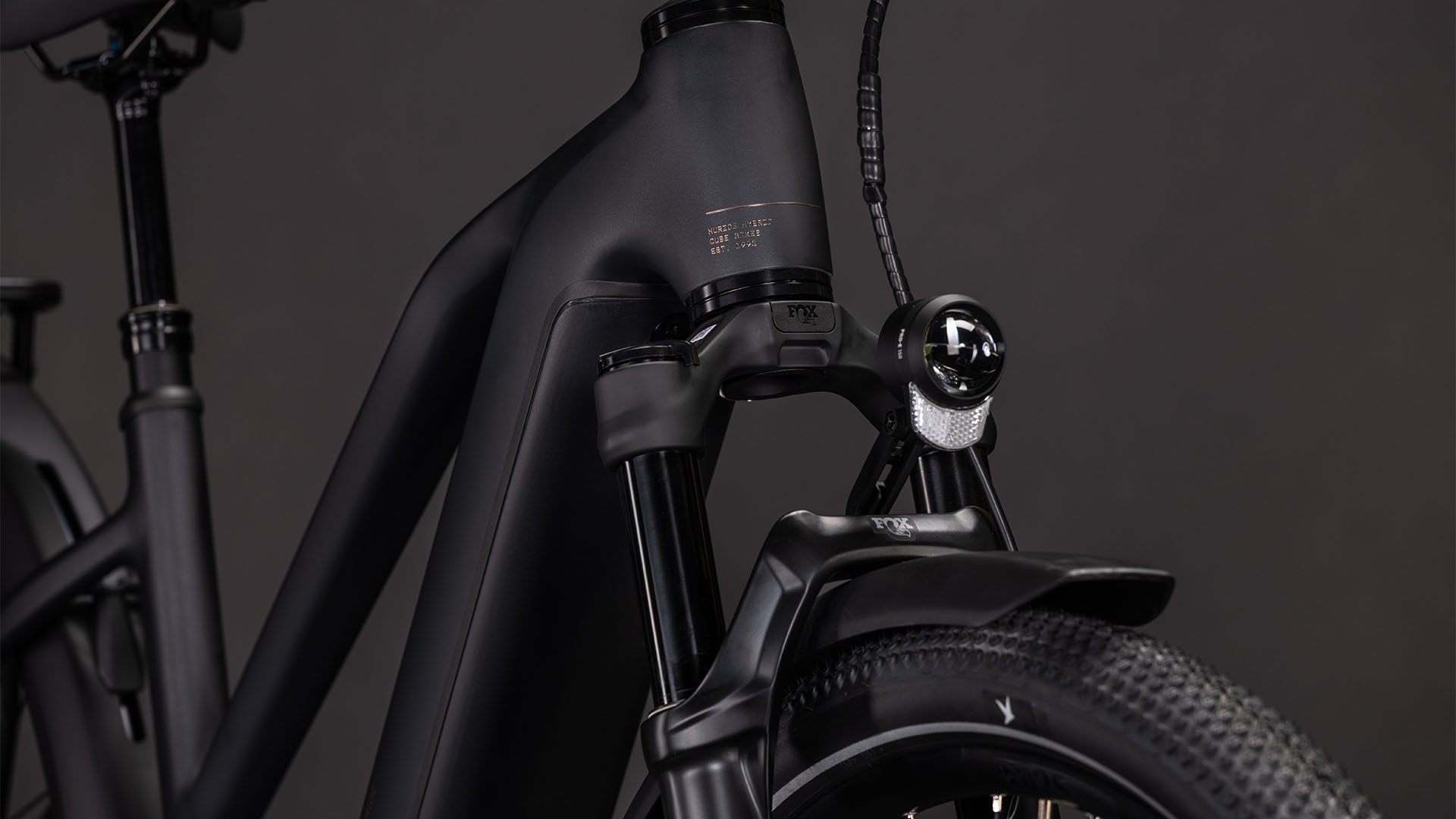 Cube Nuride Hybrid SLX 800 Wh black´n´gold – Bicicleta Eléctrica Trekking 2026 Cuadro semiabierto ebike.es Gran tienda de bicicletas eléctricas en España 10 Cube Nuride Hybrid SLX 800 Wh black´n´gold - Bicicleta Eléctrica Trekking 2026 Cuadro semiabierto - Imagen 6