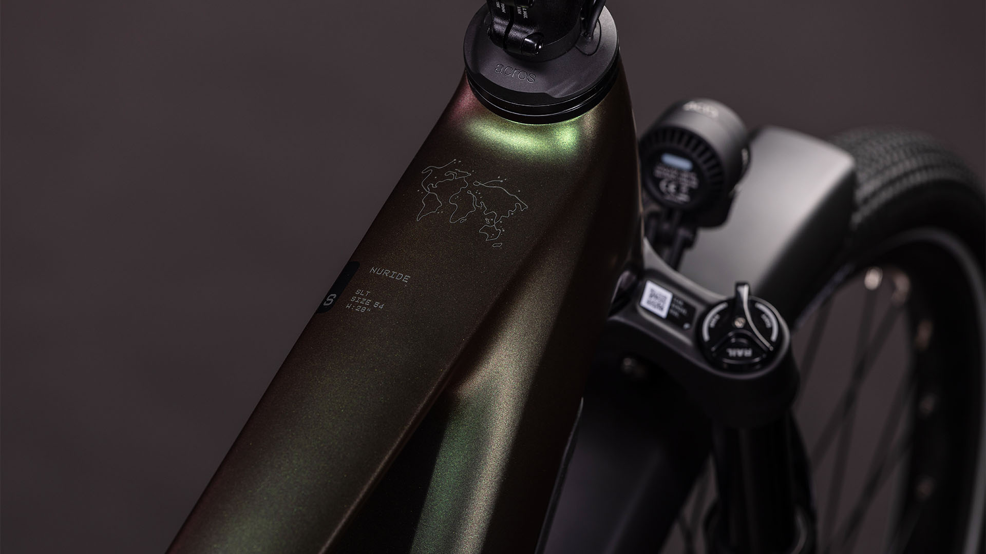 Cube Nuride Hybrid SLT 800 Wh stellar´n´chrome – Bicicleta Eléctrica Trekking 2026 Barra alta ebike.es Gran tienda de bicicletas eléctricas en España 7 Cube Nuride Hybrid SLT 800 Wh stellar´n´chrome - Bicicleta Eléctrica Trekking 2026 Barra alta - Imagen 3