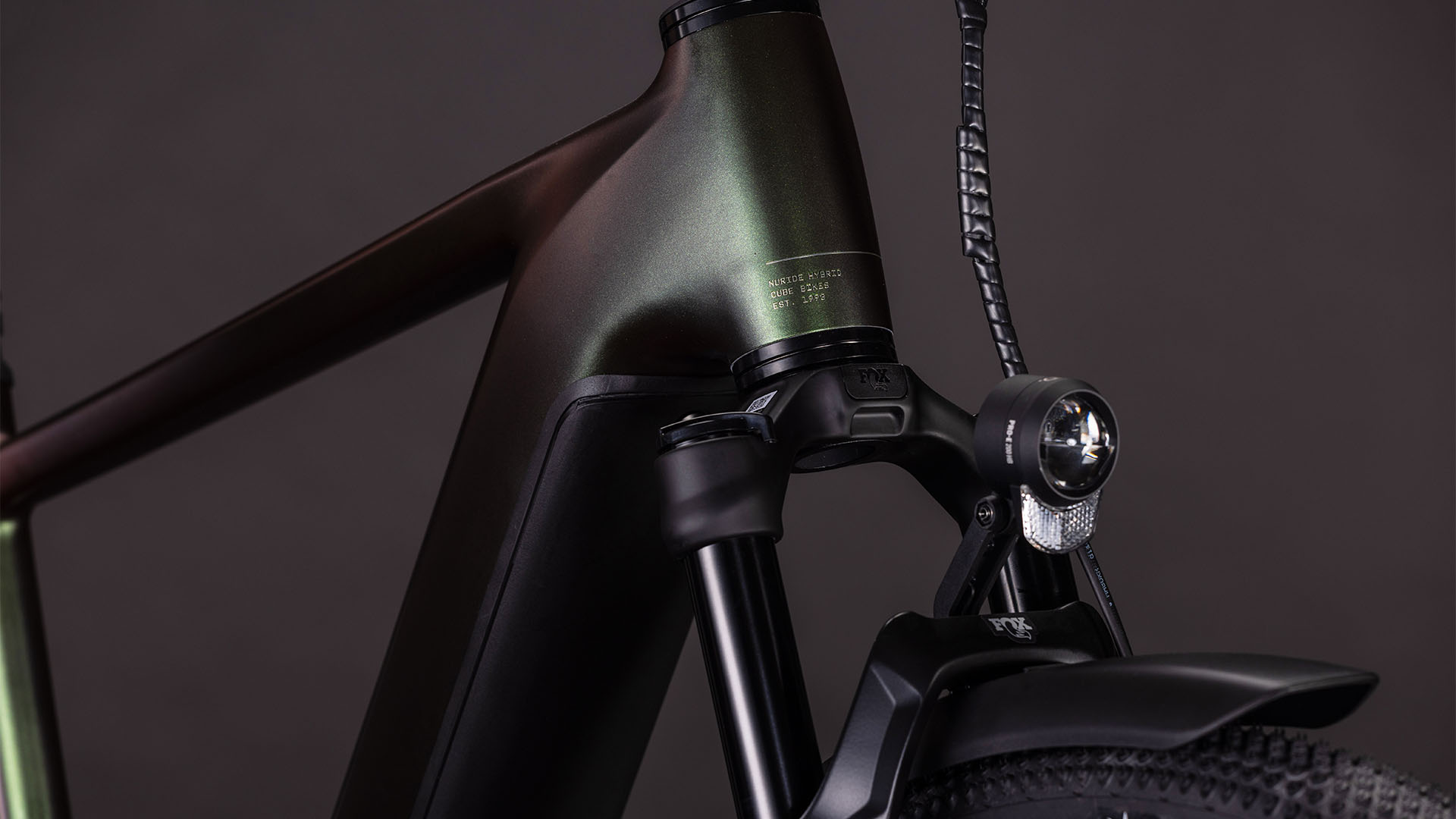 Cube Nuride Hybrid SLT 800 Wh stellar´n´chrome – Bicicleta Eléctrica Trekking 2026 Barra alta ebike.es Gran tienda de bicicletas eléctricas en España 10 Cube Nuride Hybrid SLT 800 Wh stellar´n´chrome - Bicicleta Eléctrica Trekking 2026 Barra alta - Imagen 6