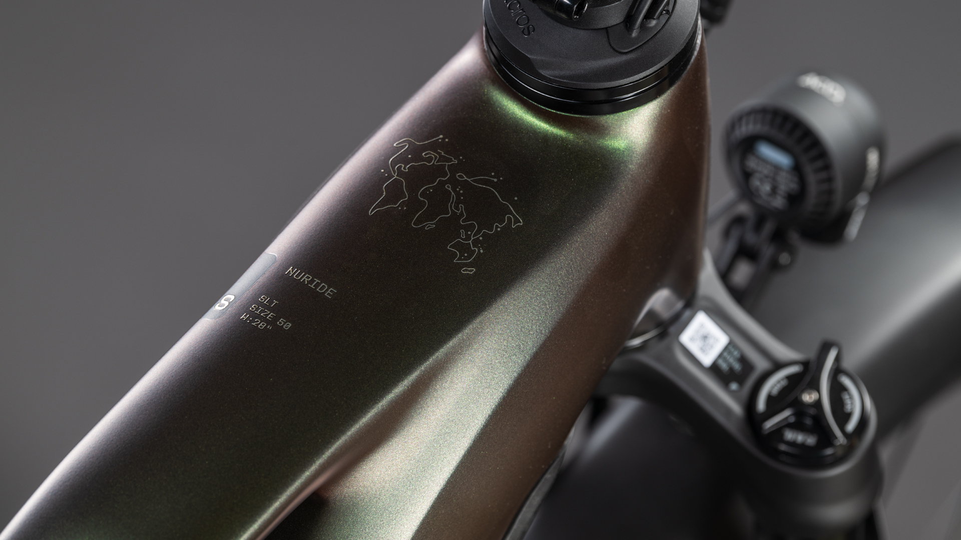 Cube Nuride Hybrid SLT 800 Wh stellar´n´chrome – Bicicleta Eléctrica Trekking 2026 Cuadro semiabierto ebike.es Gran tienda de bicicletas eléctricas en España 7 Cube Nuride Hybrid SLT 800 Wh stellar´n´chrome - Bicicleta Eléctrica Trekking 2026 Cuadro semiabierto - Imagen 3