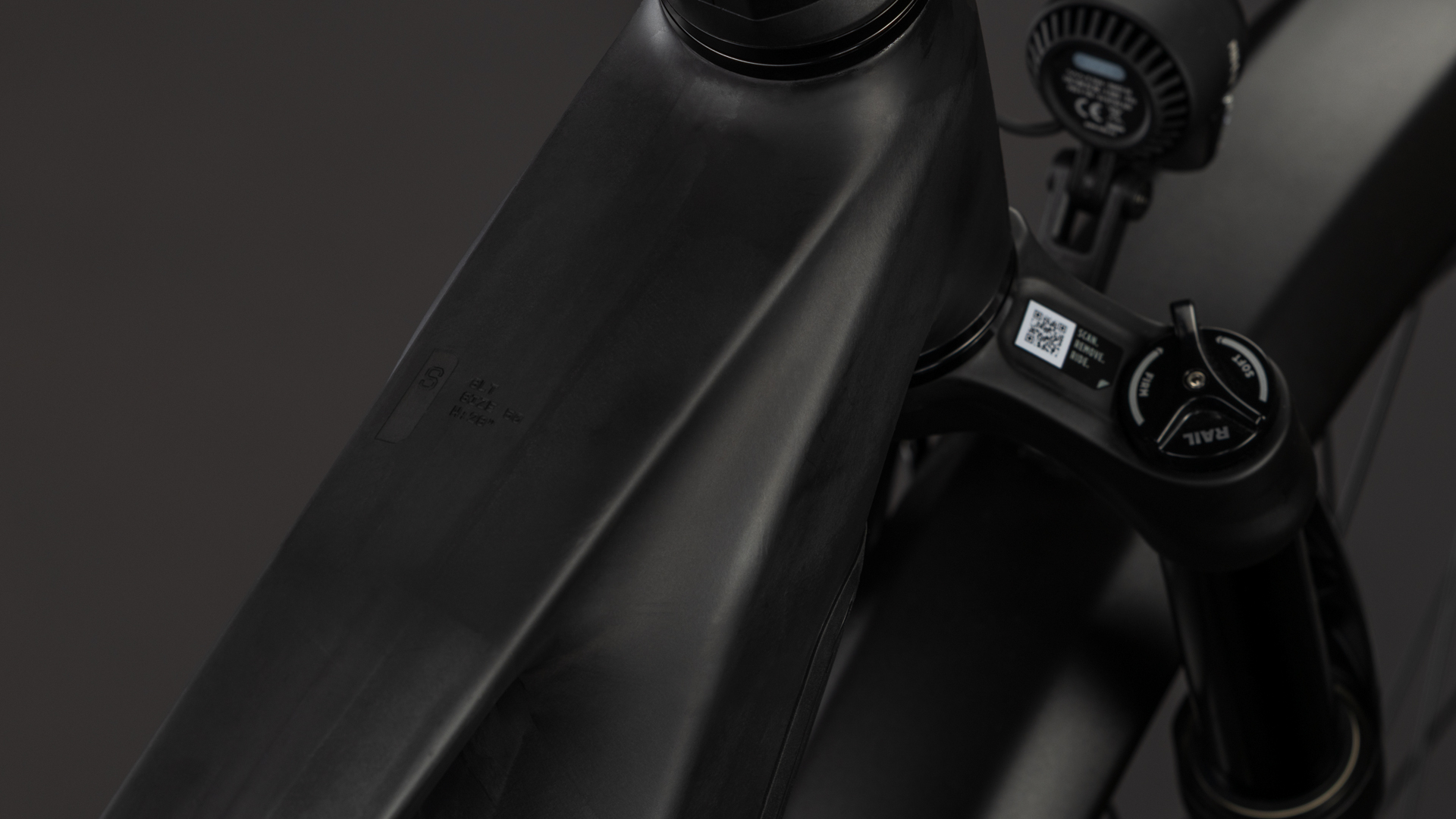 Cube Kathmandu Hybrid ONE11 HPC SLT 800 Wh carbon´n´silverdust – Bicicleta Eléctrica Trekking 2026 ebike.es Gran tienda de bicicletas eléctricas en España 8 Cube Kathmandu Hybrid ONE11 HPC SLT 800 Wh carbon´n´silverdust - Bicicleta Eléctrica Trekking 2026 - Imagen 4