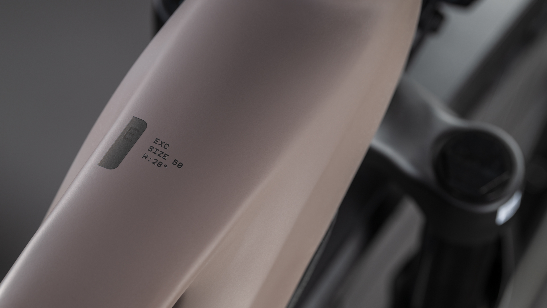 Cube Kathmandu Hybrid EXC 800 Wh cedar´n´chrome – Bicicleta Eléctrica Trekking 2026 Cuadro semiabierto ebike.es Gran tienda de bicicletas eléctricas en España 7 Cube Kathmandu Hybrid EXC 800 Wh cedar´n´chrome - Bicicleta Eléctrica Trekking 2026 Cuadro semiabierto - Imagen 3