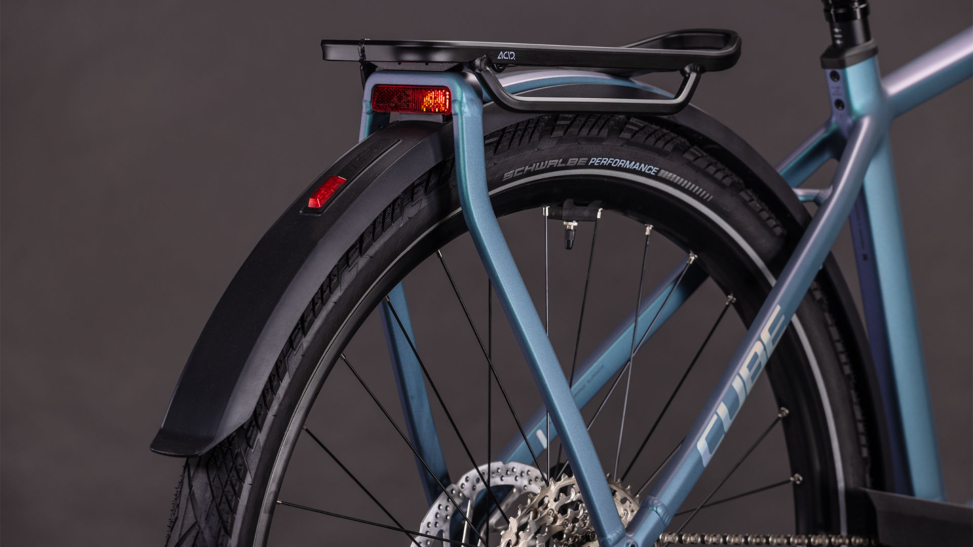 Cube Kathmandu Hybrid EXC 800 Wh smaragdgrey´n´prism – Bicicleta Eléctrica Trekking 2026 Barra alta ebike.es Gran tienda de bicicletas eléctricas en España 10 Cube Kathmandu Hybrid EXC 800 Wh smaragdgrey´n´prism - Bicicleta Eléctrica Trekking 2026 Barra alta - Imagen 6