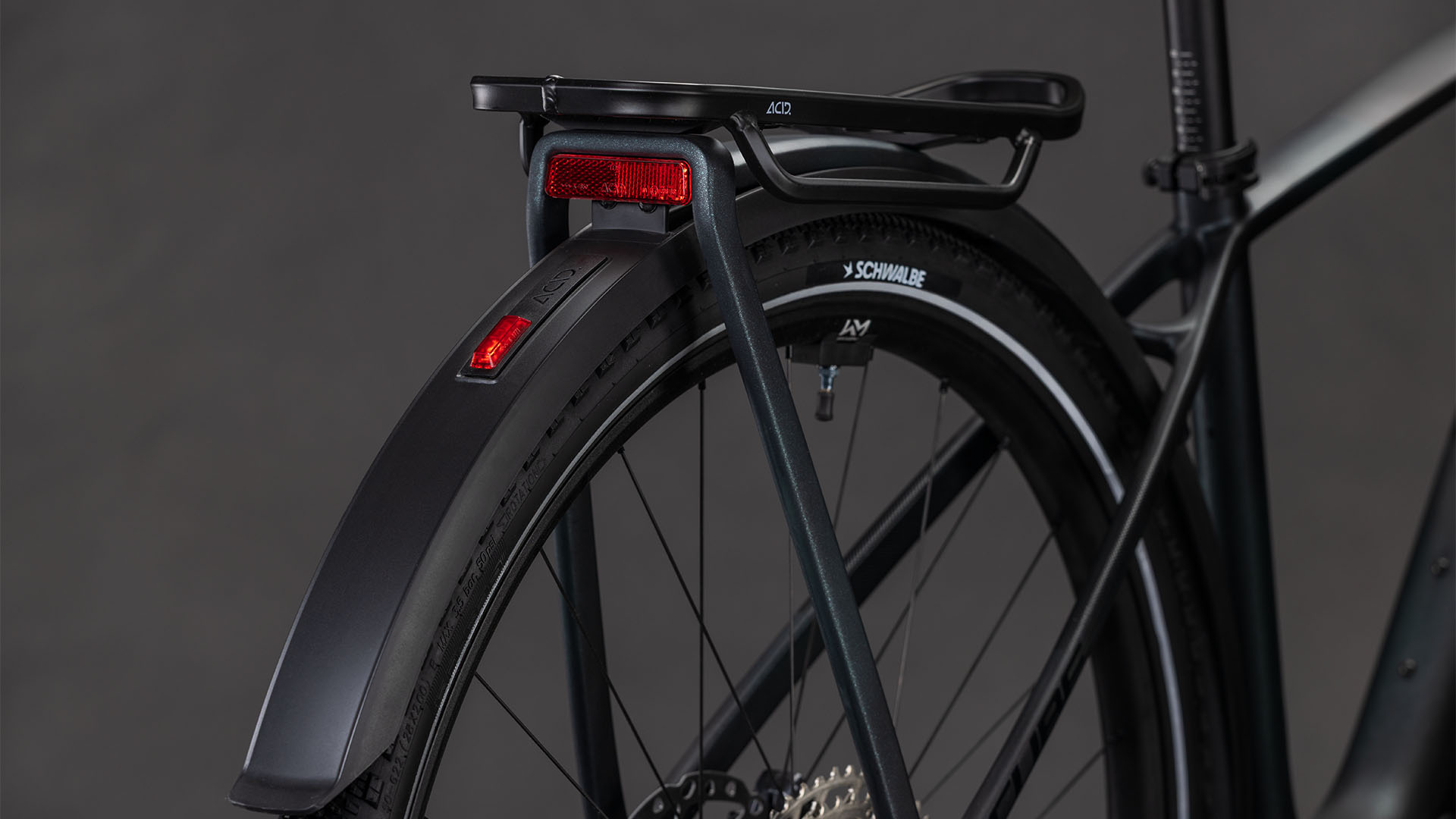 Cube Kathmandu Hybrid C:62 SLX 400X liquidblack´n´bluedust – Bicicleta Eléctrica Trekking 2026 Barra alta ebike.es Gran tienda de bicicletas eléctricas en España 9 Cube Kathmandu Hybrid C:62 SLX 400X liquidblack´n´bluedust - Bicicleta Eléctrica Trekking 2026 Barra alta - Imagen 5
