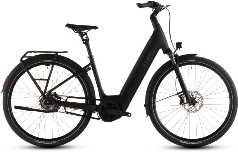 Cube Supreme RT Hybrid Deluxe EX 600 Wh black´n´chrome - Bicicleta Eléctrica Urbana 2026
