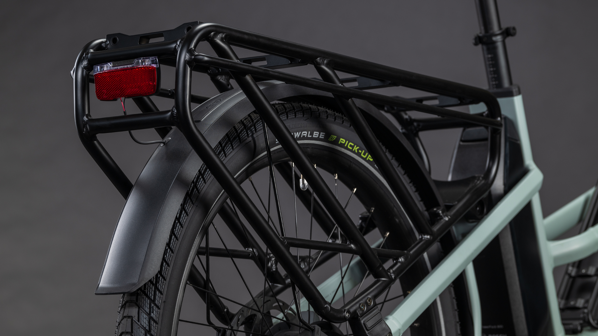 Cube Longtail Hybrid Comfort 800 Wh mineralgrey´n´reflex – Bicicleta Eléctrica Cargo 2026 ebike.es Gran tienda de bicicletas eléctricas en España 9 Cube Longtail Hybrid Comfort 800 Wh mineralgrey´n´reflex - Bicicleta Eléctrica Cargo 2026 - Imagen 7