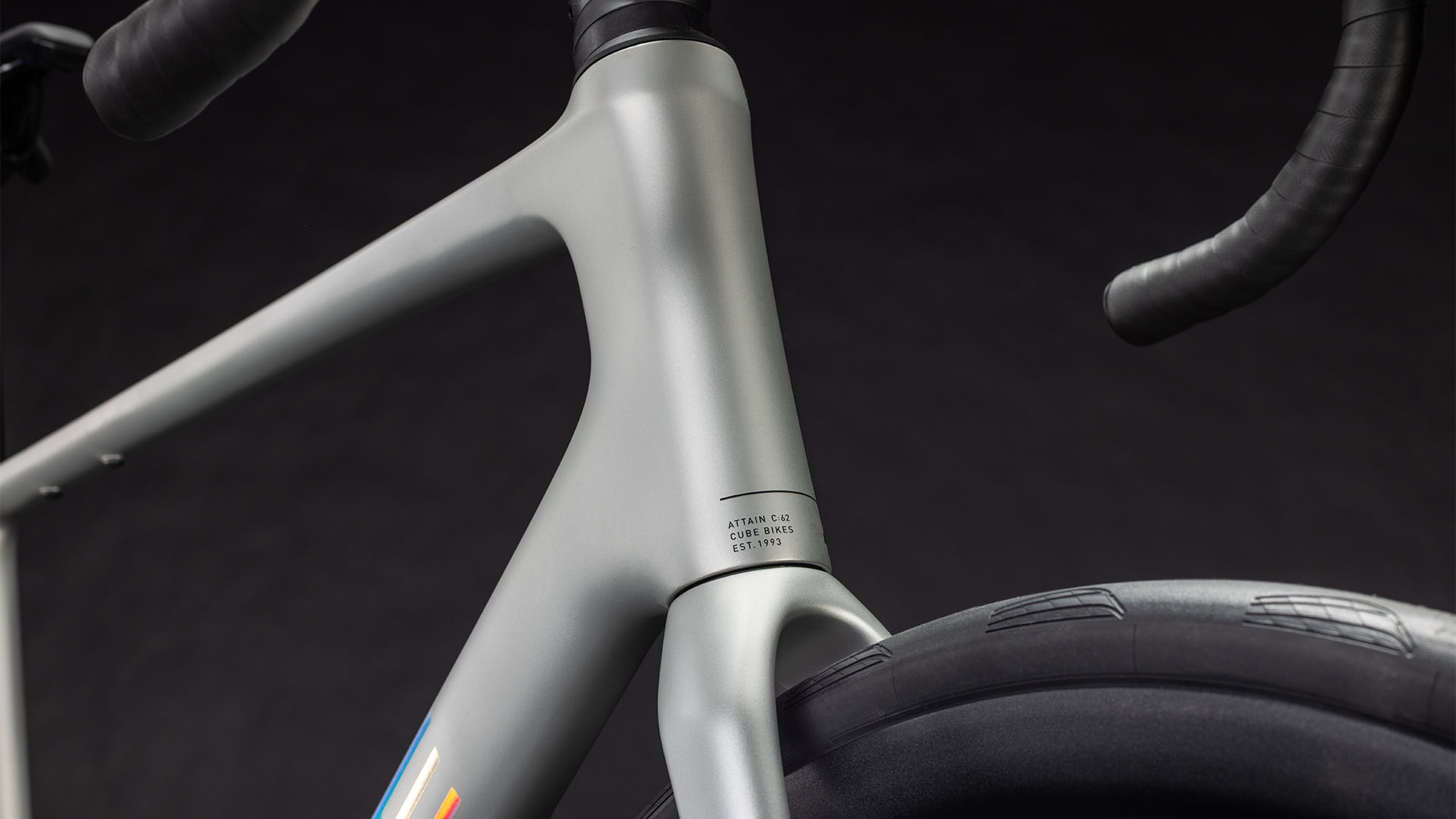 Cube Attain C:62 SLX sleekgrey´n´prism – Bicicleta de Carretera 2026 ebike.es Gran tienda de bicicletas eléctricas en España 13 Cube Attain C:62 SLX sleekgrey´n´prism - Bicicleta de Carretera 2026 - Imagen 9