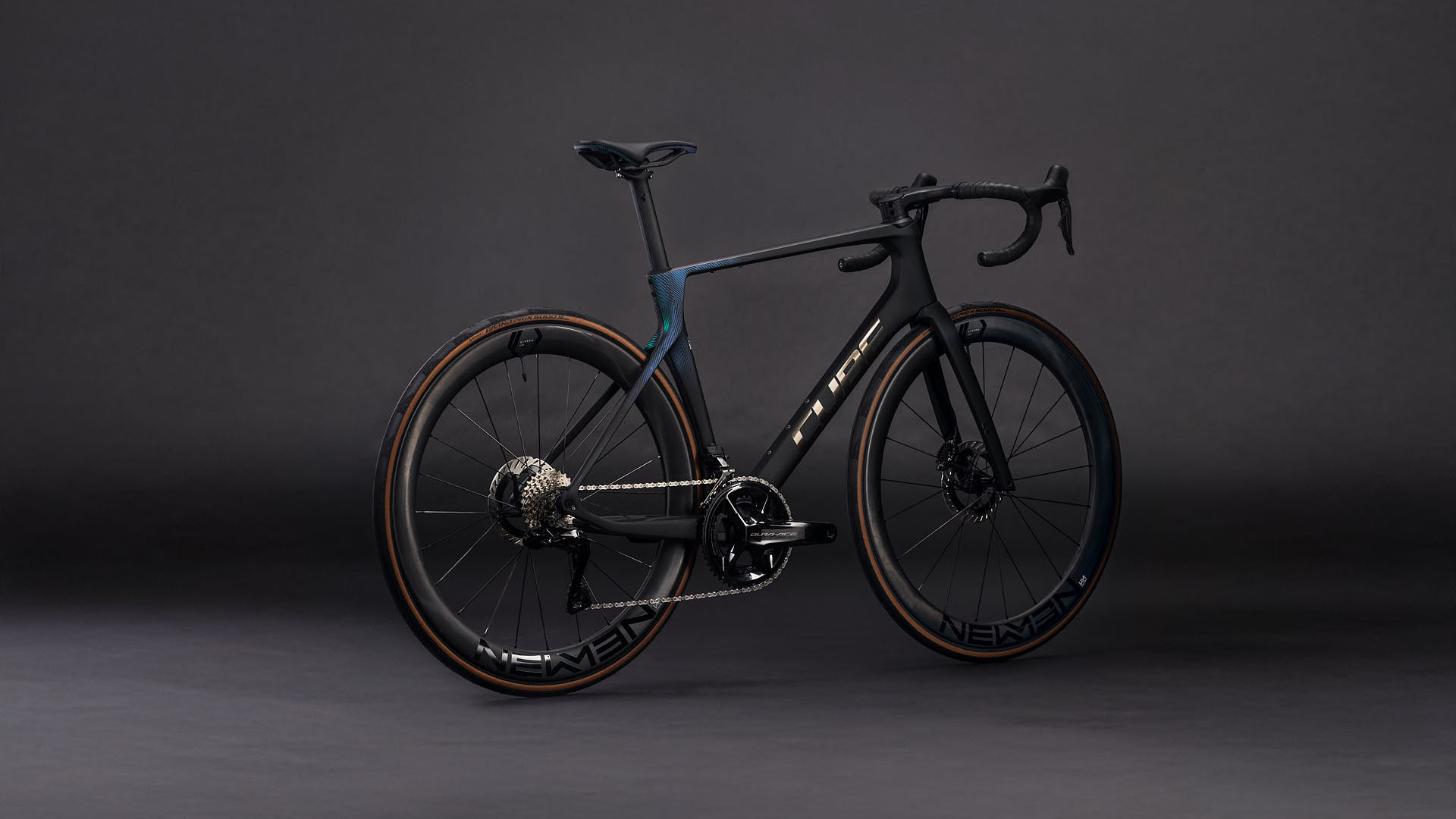 Cube Agree C:62 SLT black´n´black – Bicicleta de Carretera 2026 ebike.es Gran tienda de bicicletas eléctricas en España 6 Cube Agree C:62 SLT black´n´black - Bicicleta de Carretera 2026 - Imagen 2