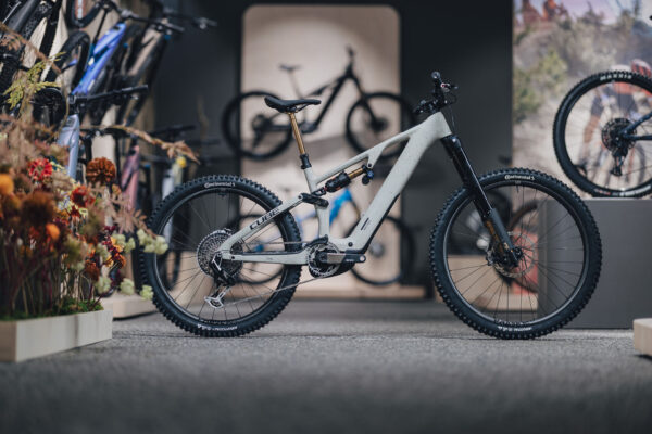 Nuevo modelo Cube AMS Hybrid ONE77 C:62