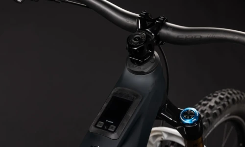 Cube AMS Hybrid 177 C:62 AT 600X carbon´n´white – Bicicleta Eléctrica de Montaña Doble Suspensión 2027 ebike.es Gran tienda de bicicletas eléctricas en España 12 Bicicleta eléctrica Cube AMS Hybrid 177 C:62 AT 600X carbon´n´white – detalle 1 | Ebike.es