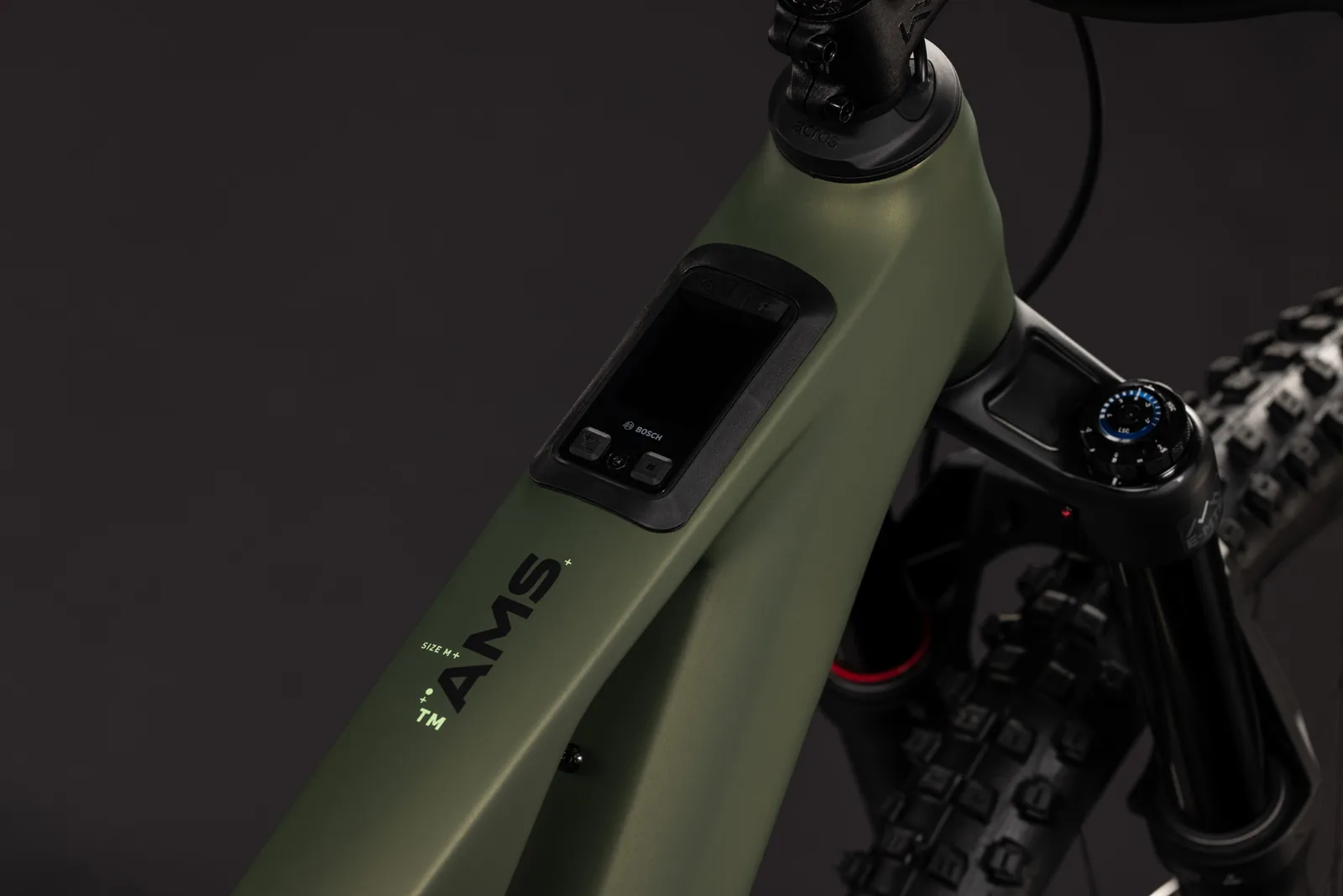 Cube AMS Hybrid 177 C:62 TM 600X reedgreen´n´gills – Bicicleta Eléctrica de Montaña Doble Suspensión 2027 ebike.es Gran tienda de bicicletas eléctricas en España 3 Bicicleta eléctrica Cube AMS Hybrid 177 C:62 TM 600X reedgreen´n´gills – detalle 1 | Ebike.es