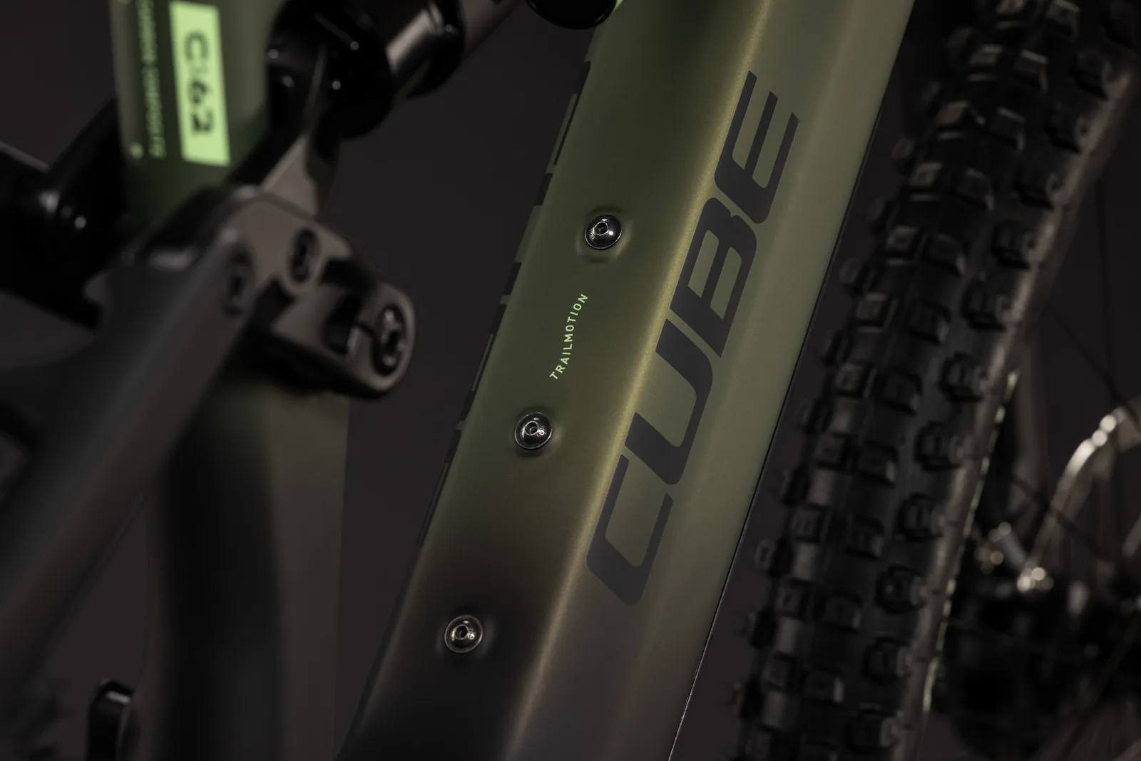 Cube AMS Hybrid 177 C:62 TM 600X reedgreen´n´gills – Bicicleta Eléctrica de Montaña Doble Suspensión 2027 ebike.es Gran tienda de bicicletas eléctricas en España 5 Bicicleta eléctrica Cube AMS Hybrid 177 C:62 TM 600X reedgreen´n´gills – detalle 3 | Ebike.es