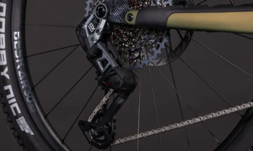 Bicicleta eléctrica Cube AMS Hybrid ONE44 C:68X TM 400X reedgreen´n´matrix – detalle 4 | Ebike.es