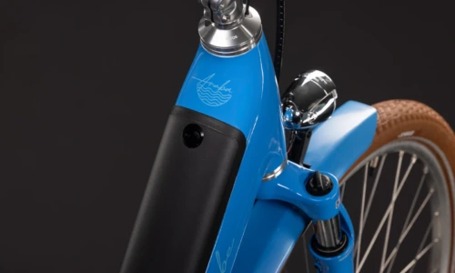 Bicicleta eléctrica Cube Aruba Hybrid 600 deepsky´n´brown Cuadro abierto – detalle 1 | Ebike.es