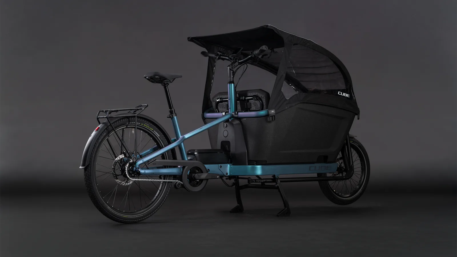 Cube Cargo Hybrid Comfort Pro Family 800 Wh smaragdgrey´n´reflex – Bicicleta Eléctrica de Carga 2027 ebike.es Gran tienda de bicicletas eléctricas en España 2 Bicicleta eléctrica Cube Cargo Hybrid Comfort Pro Family 800 smaragdgrey´n´reflex – vista frontal | Ebike.es