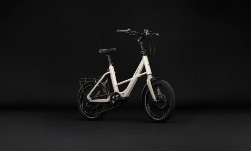 Bicicleta eléctrica Cube Compact Hybrid 540 cotton´n´reflex – vista frontal | Ebike.es