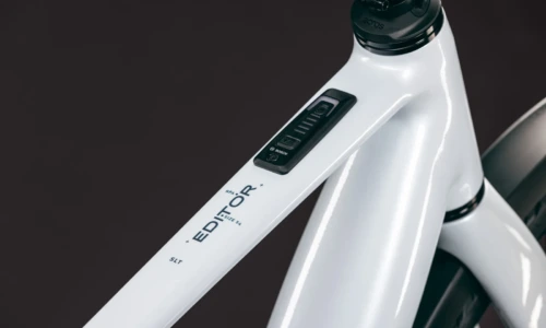 Cube Editor Hybrid SLT 400X FE glacier´n´prizm – Bicicleta Eléctrica Urbana 2027 Barra alta ebike.es Gran tienda de bicicletas eléctricas en España 11 Bicicleta eléctrica Cube Editor Hybrid SLT 400X FE glacier´n´prizm Barra alta – detalle 2 | Ebike.es