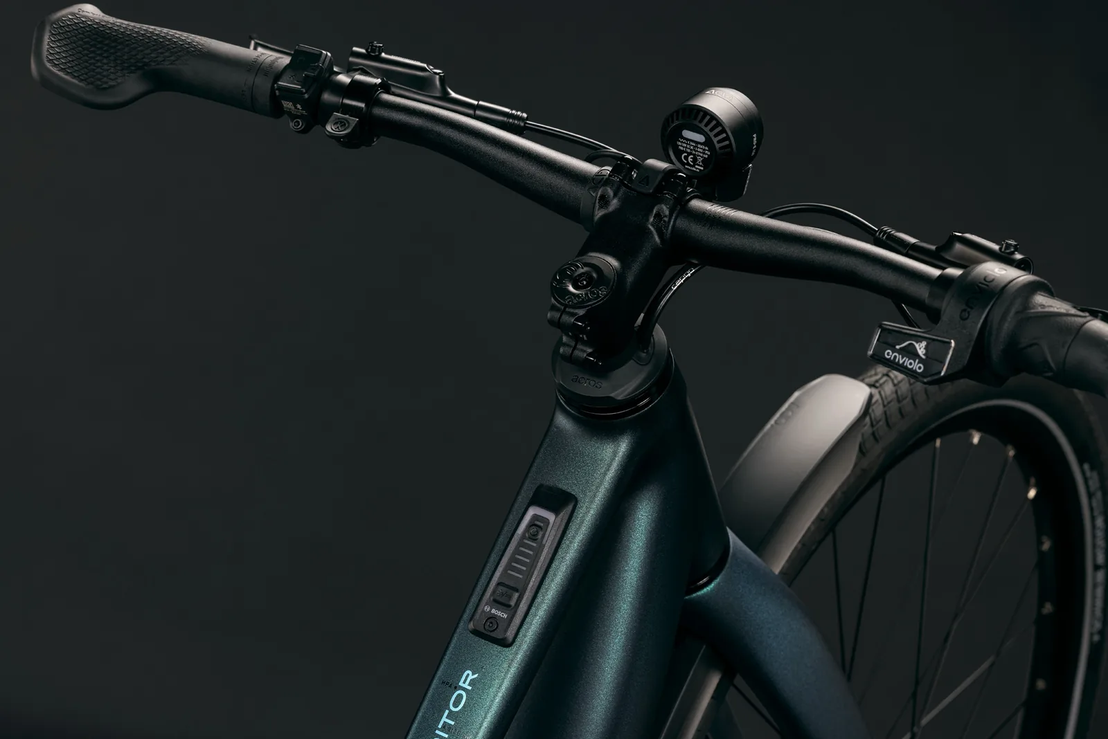 Cube Editor Hybrid SLX 400X FE glitterteal´n´black – Bicicleta Eléctrica Urbana 2027 Cuadro semiabierto ebike.es Gran tienda de bicicletas eléctricas en España 3 Bicicleta eléctrica Cube Editor Hybrid SLX 400X FE glitterteal´n´black Cuadro semiabierto – detalle 1 | Ebike.es