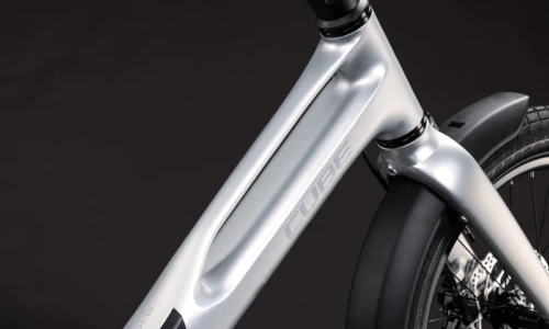 Bicicleta eléctrica Cube Fold Hybrid 540 silverstar´n´reflex – detalle 1 | Ebike.es
