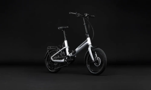 Bicicleta eléctrica Cube Fold Hybrid 540 silverstar´n´reflex – vista frontal | Ebike.es