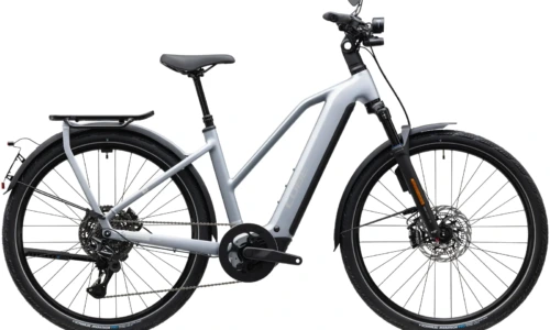 Bicicleta eléctrica Cube Kathmandu Hybrid 45 800 slategrey´n´chrome Cuadro semiabierto – vista lateral | Ebike.es